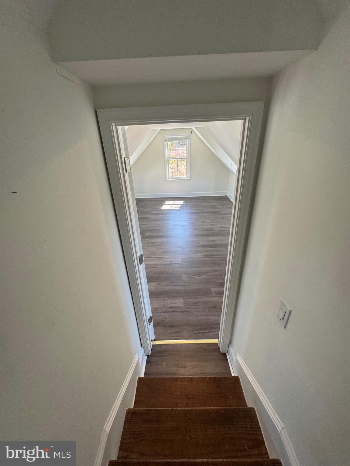 NECK DISTRICT - Residential