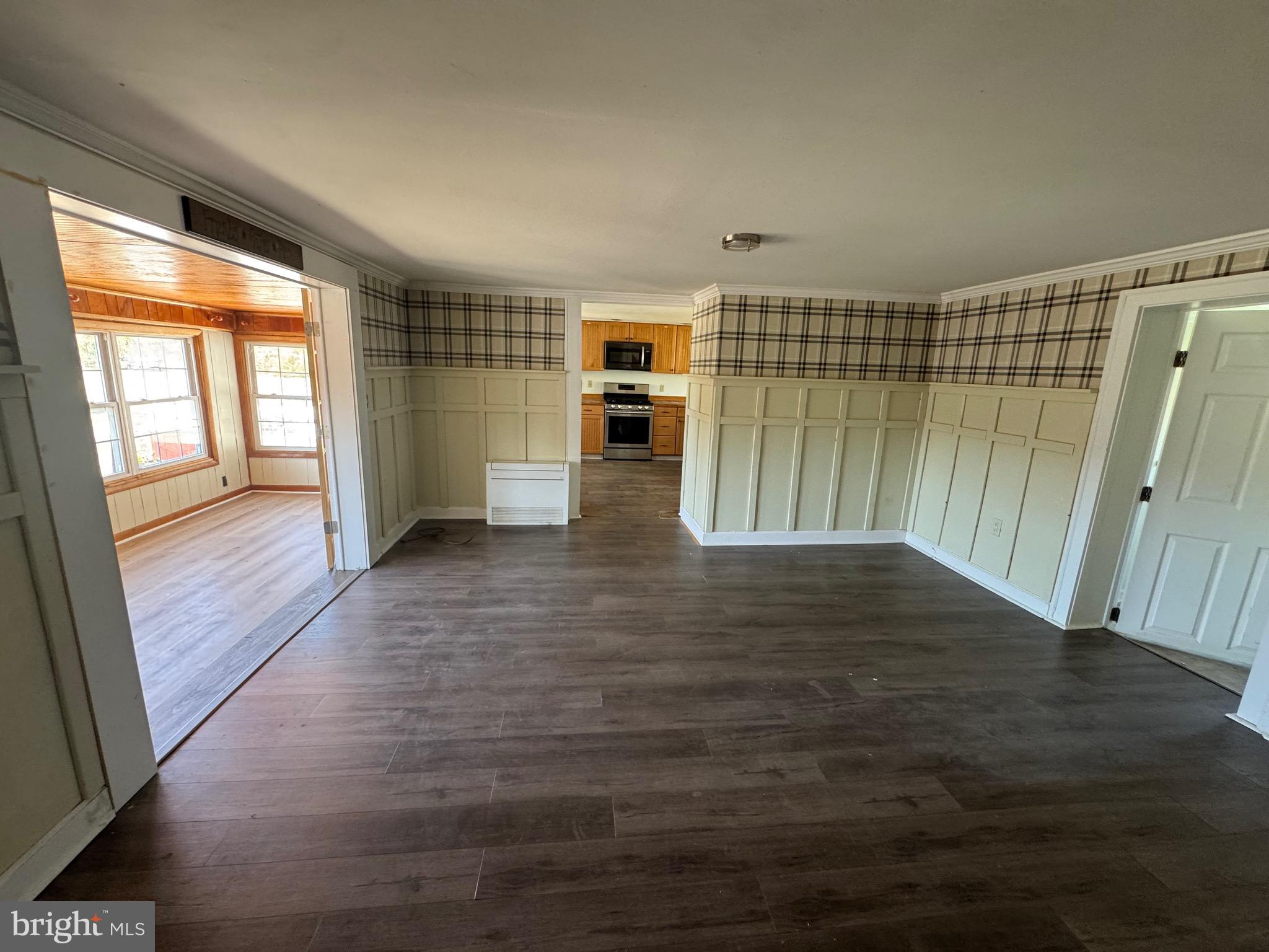 NECK DISTRICT - Residential