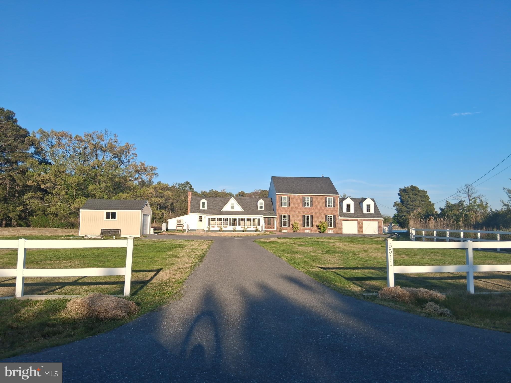 NECK DISTRICT - Residential