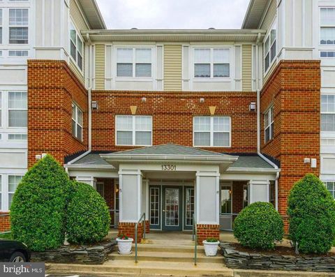 Condo For Rent - 13301 New Acadia Lane #104<br/> Prince Georges County, UPPER MARLBORO, MD 20774