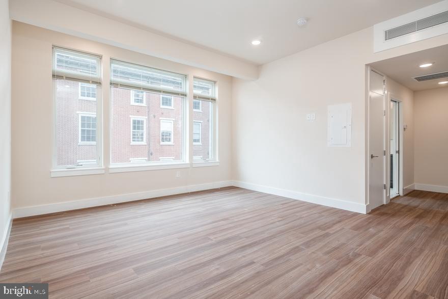 OLD CITY - Residential Lease