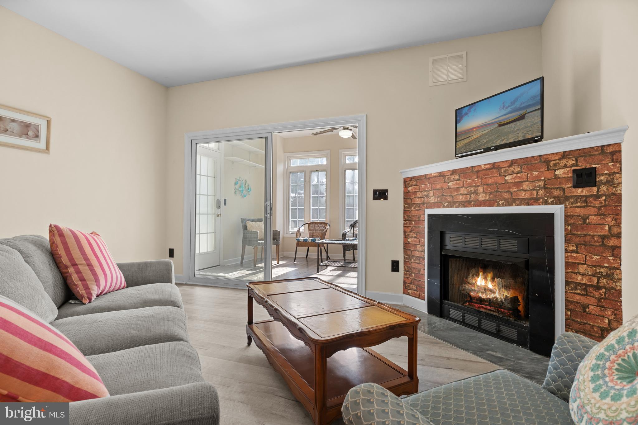 SUMMERLYN - Residential