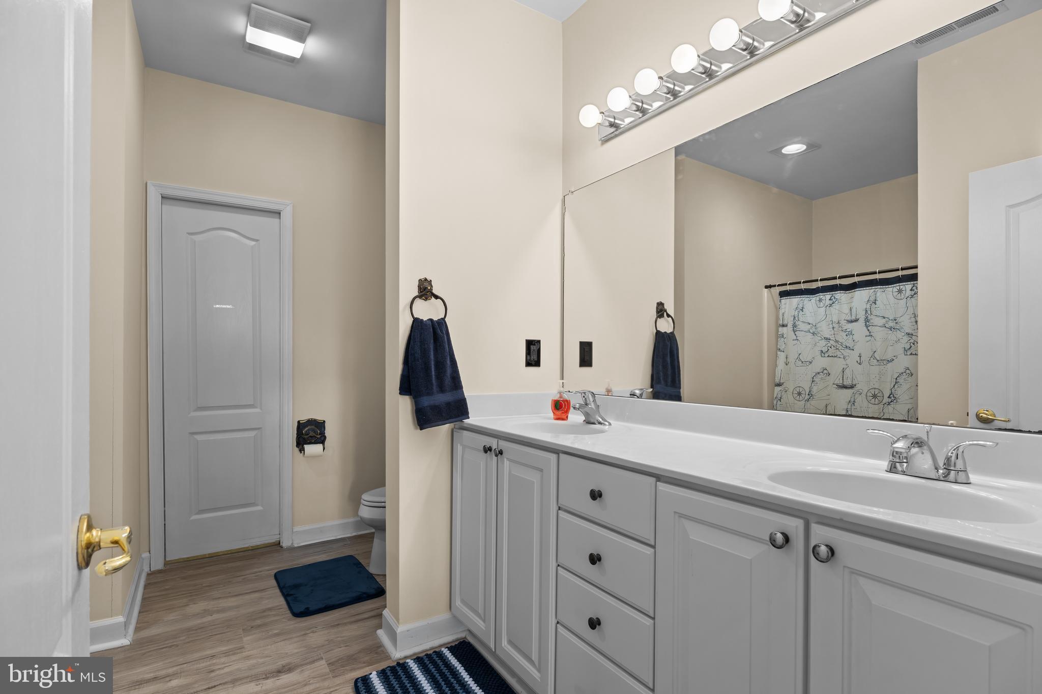 SUMMERLYN - Residential