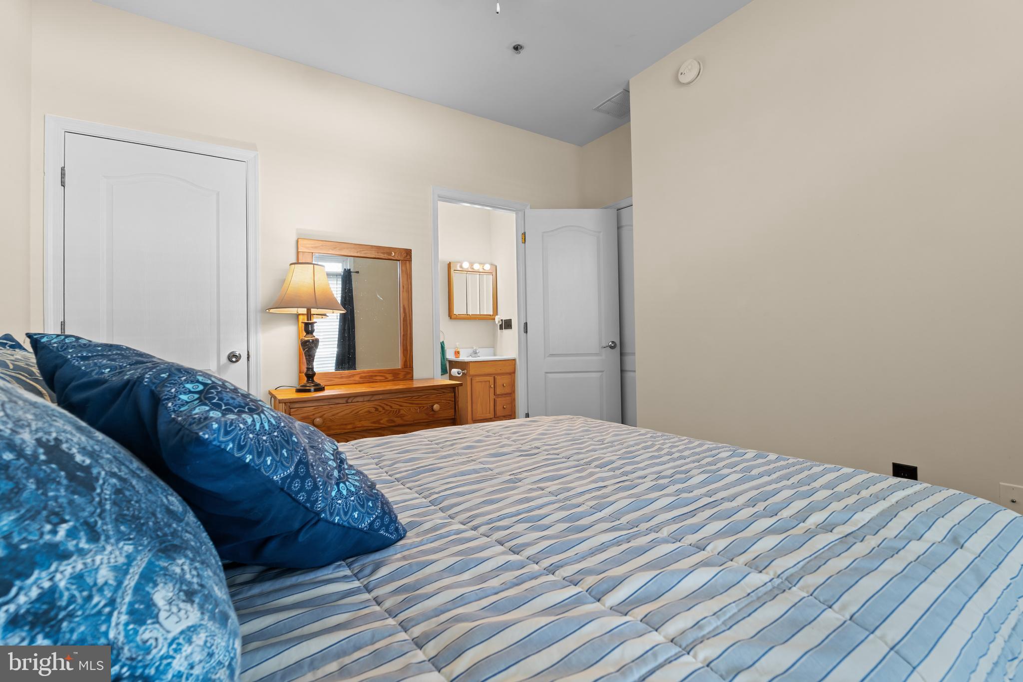 SUMMERLYN - Residential