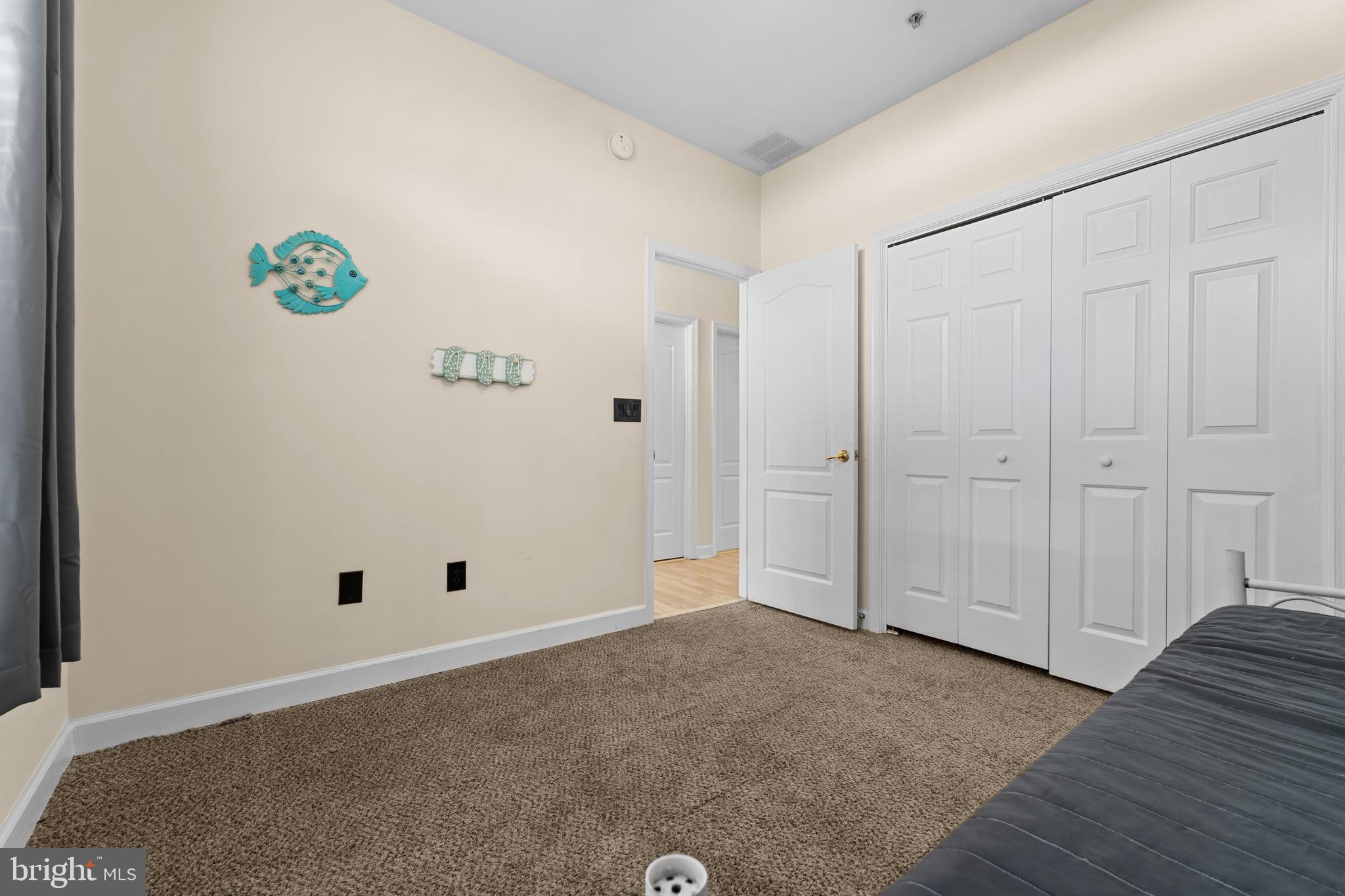 SUMMERLYN - Residential