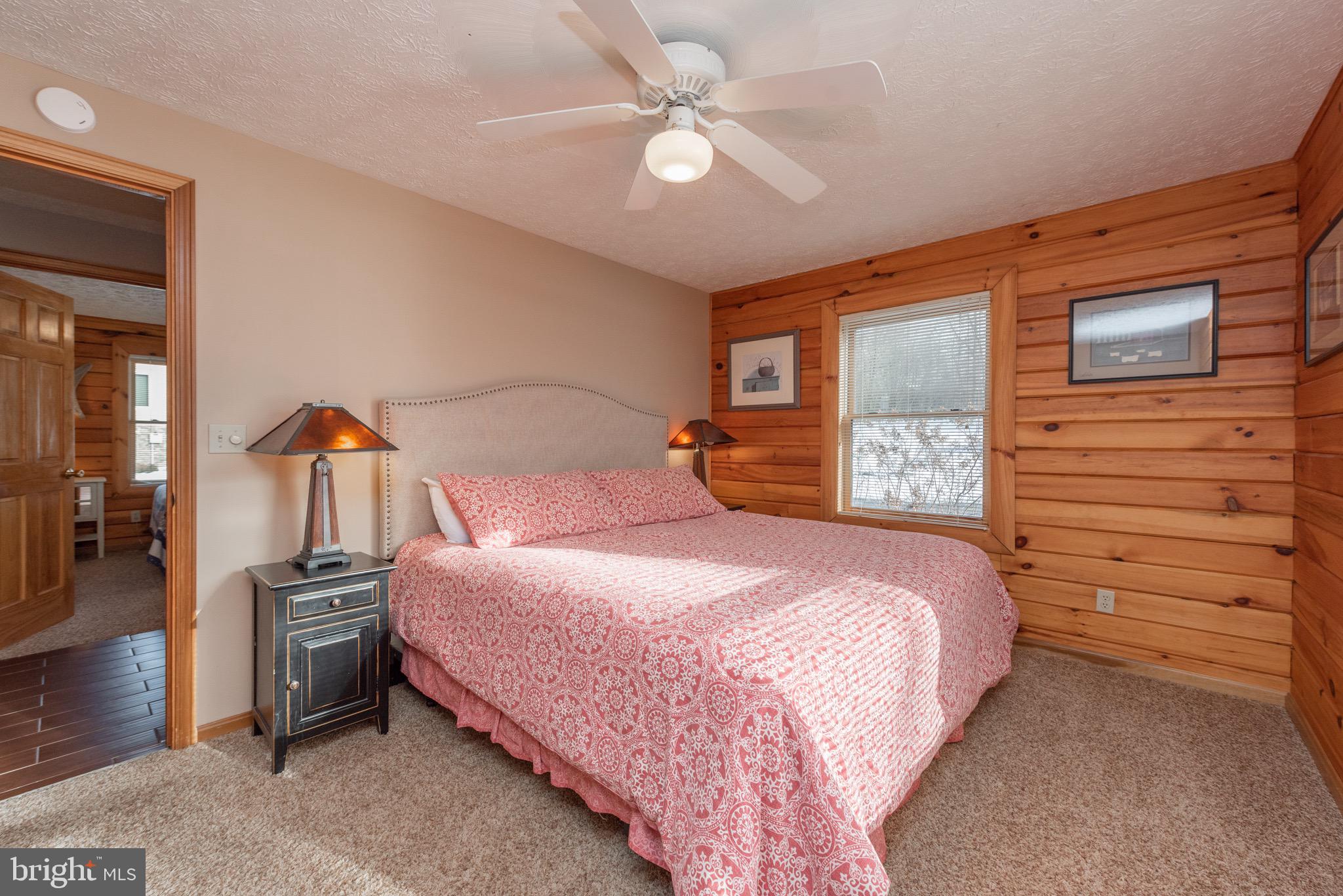 THE PINNACLE - Residential