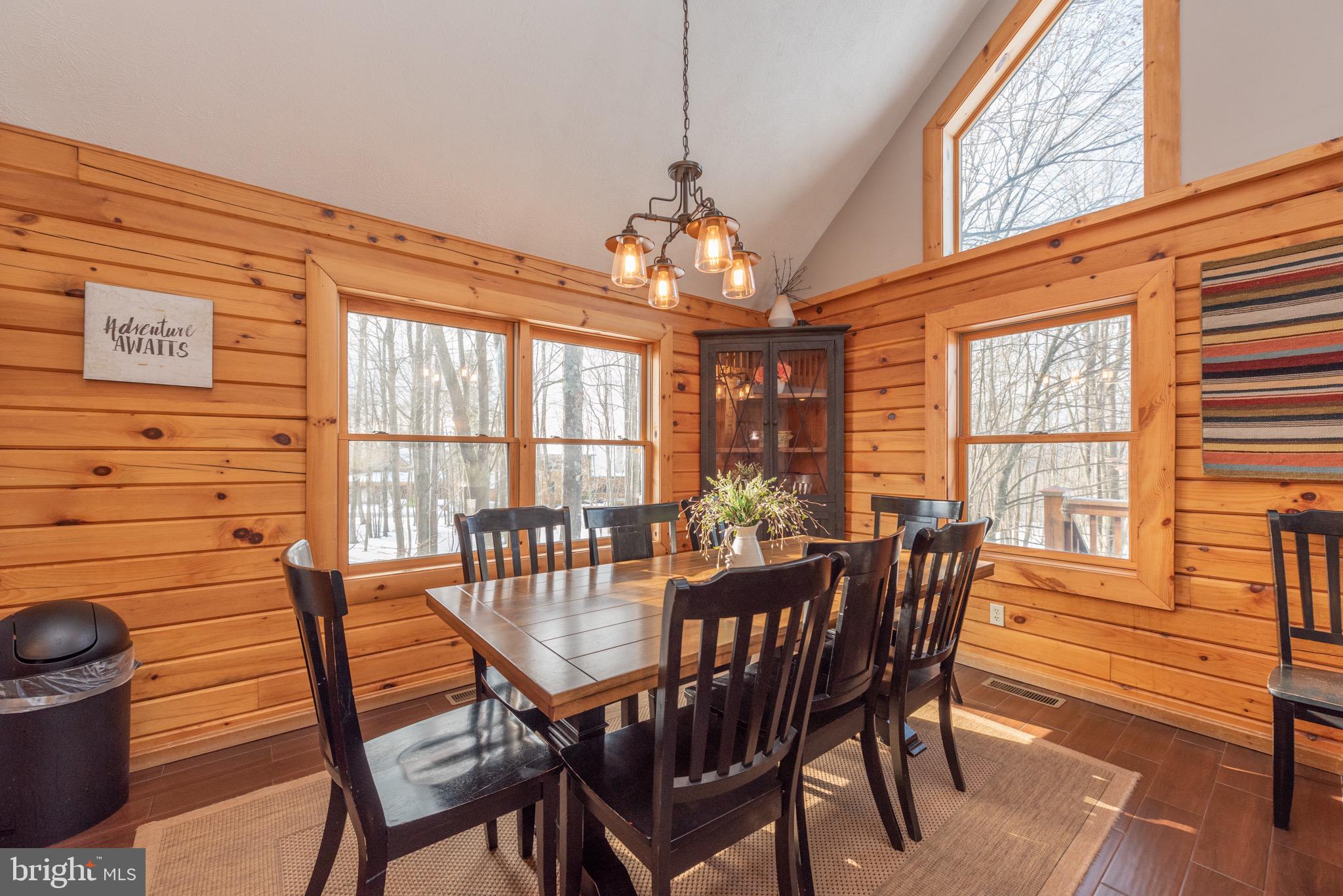 THE PINNACLE - Residential