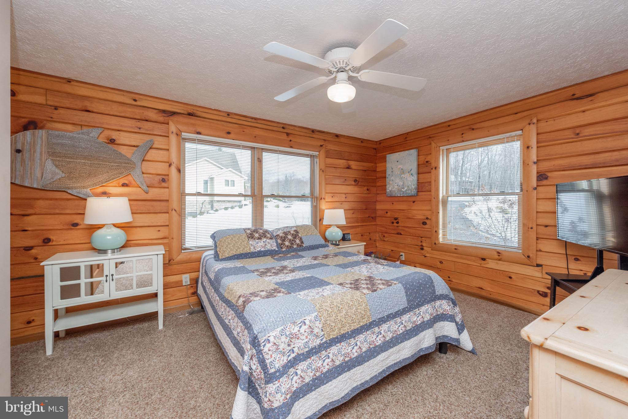 THE PINNACLE - Residential