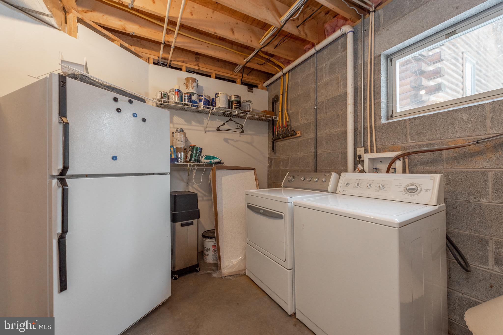 THE PINNACLE - Residential