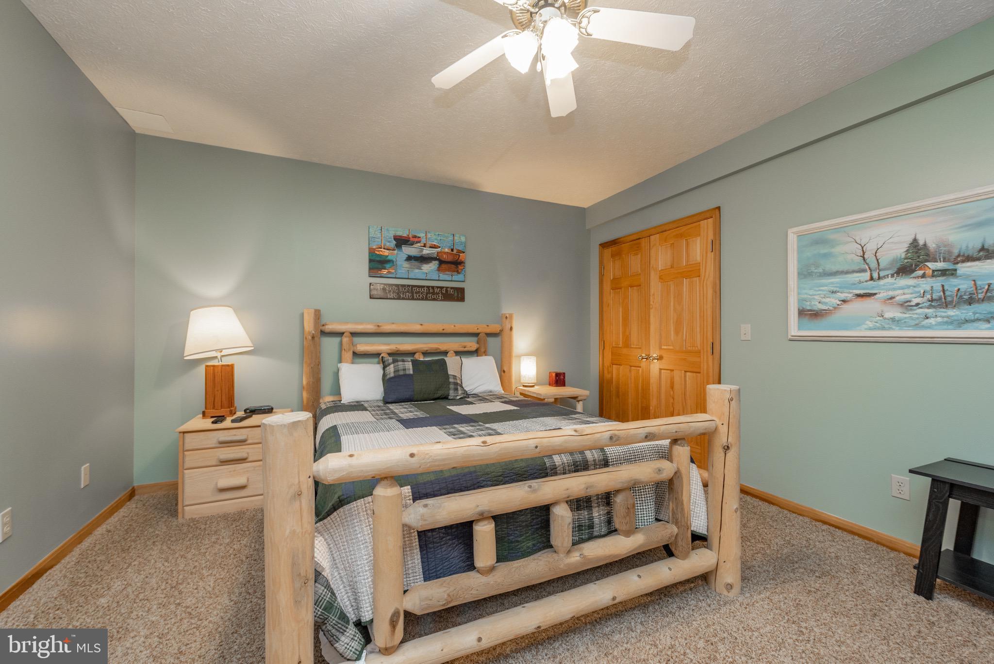 THE PINNACLE - Residential