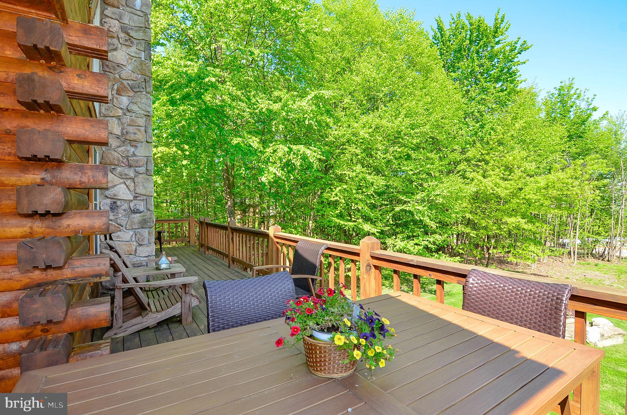 THE PINNACLE - Residential