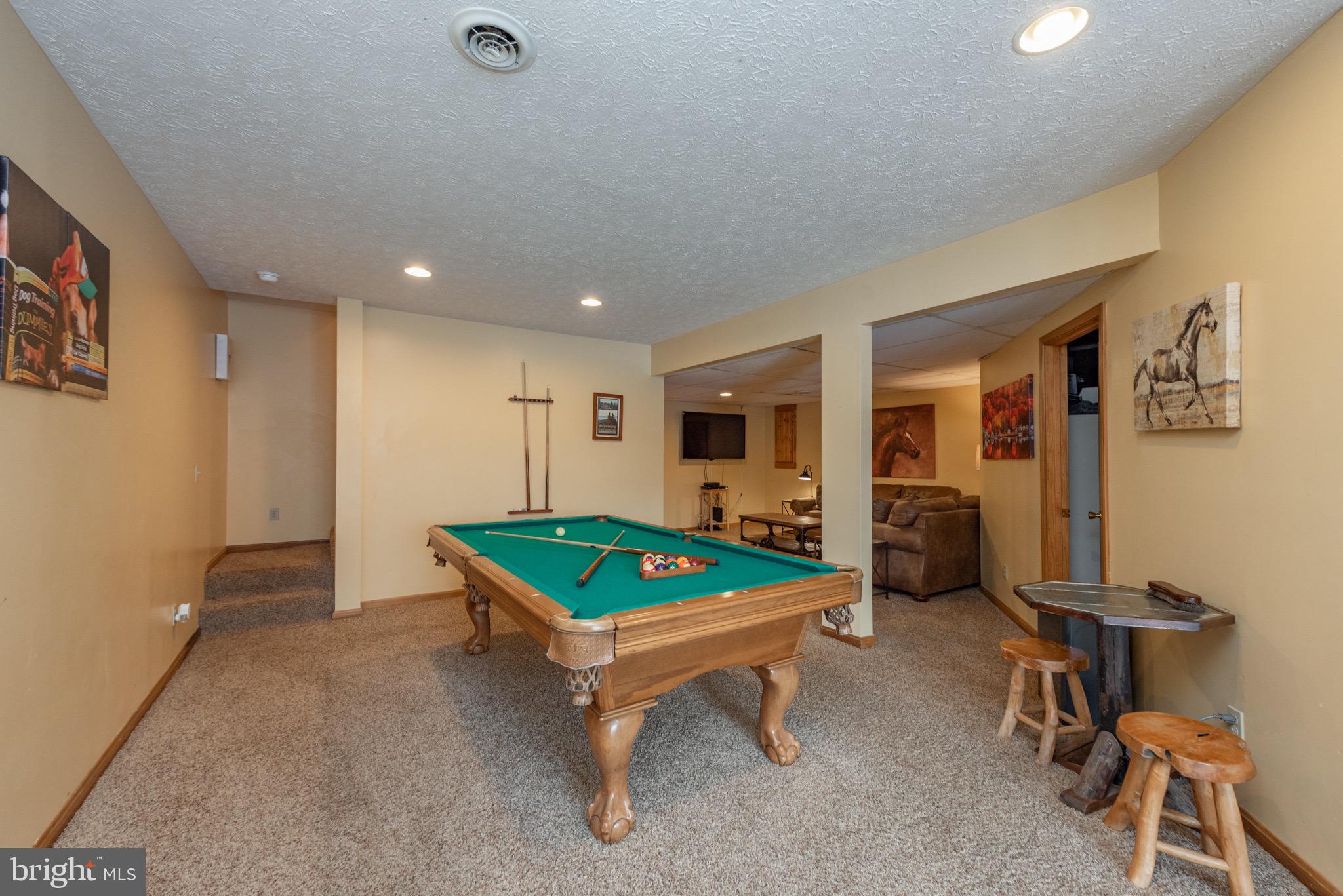 THE PINNACLE - Residential