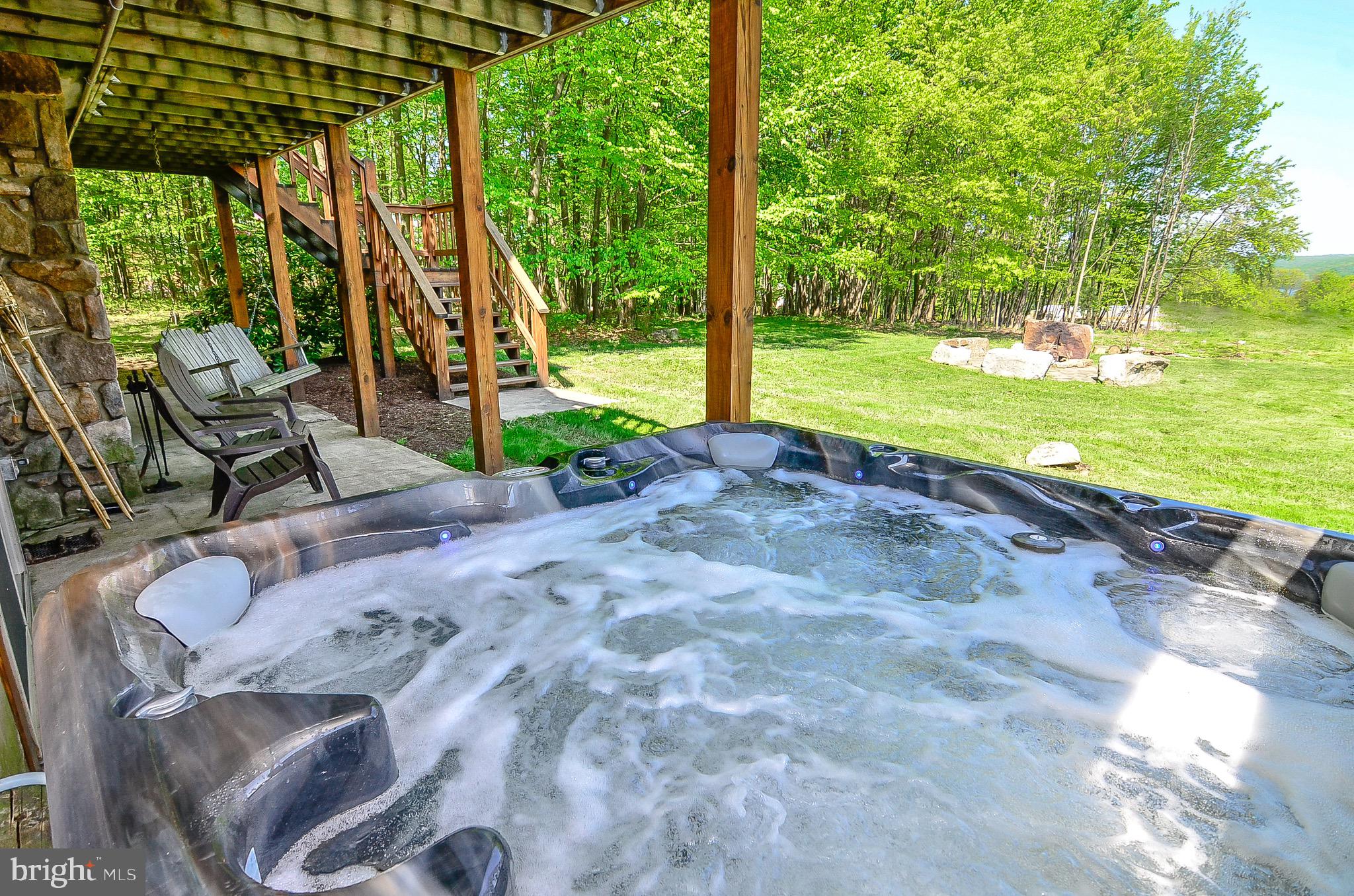 THE PINNACLE - Residential