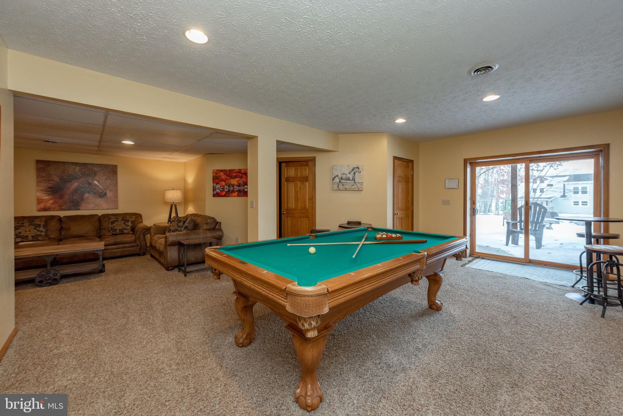 THE PINNACLE - Residential