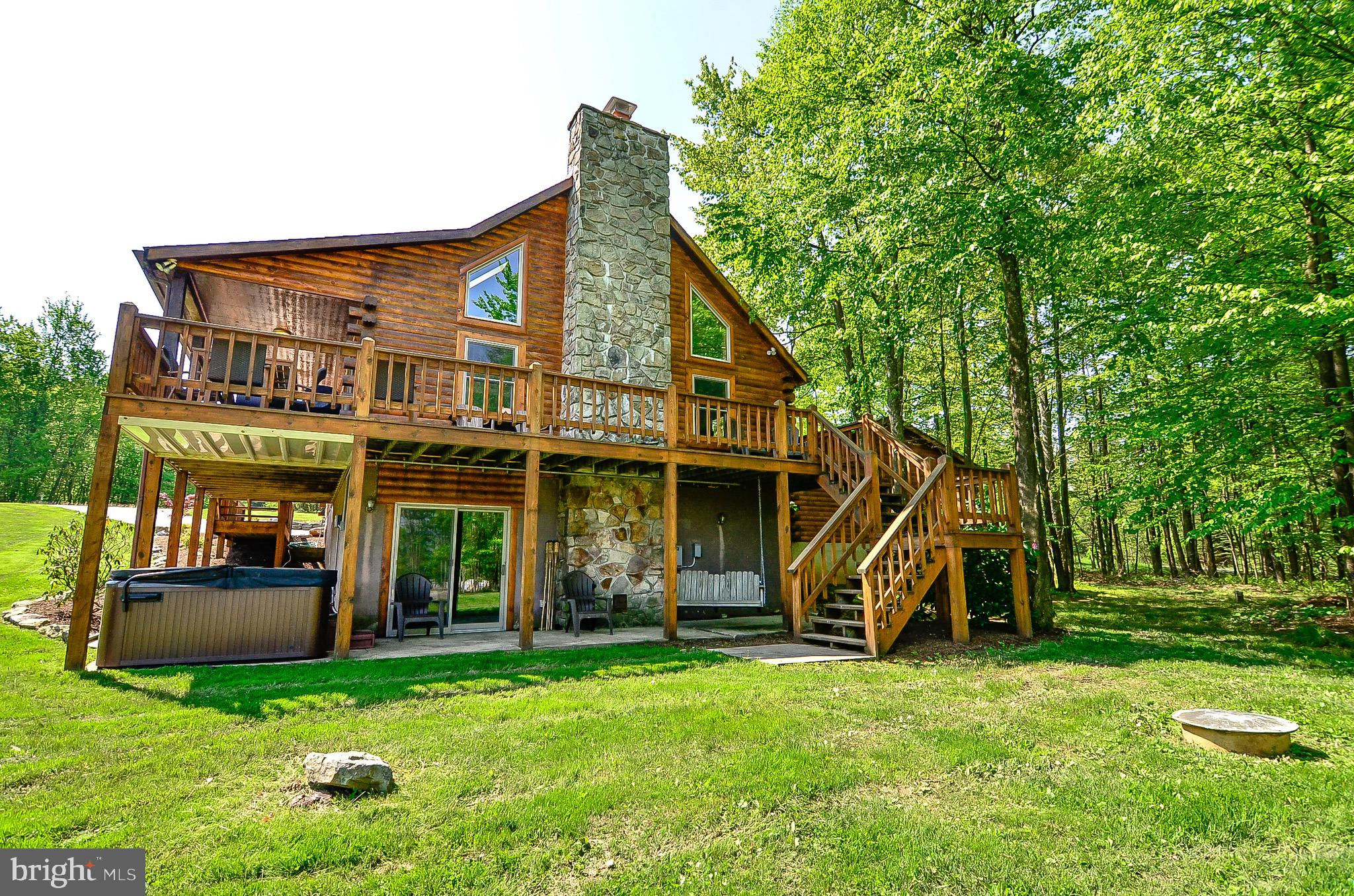 THE PINNACLE - Residential