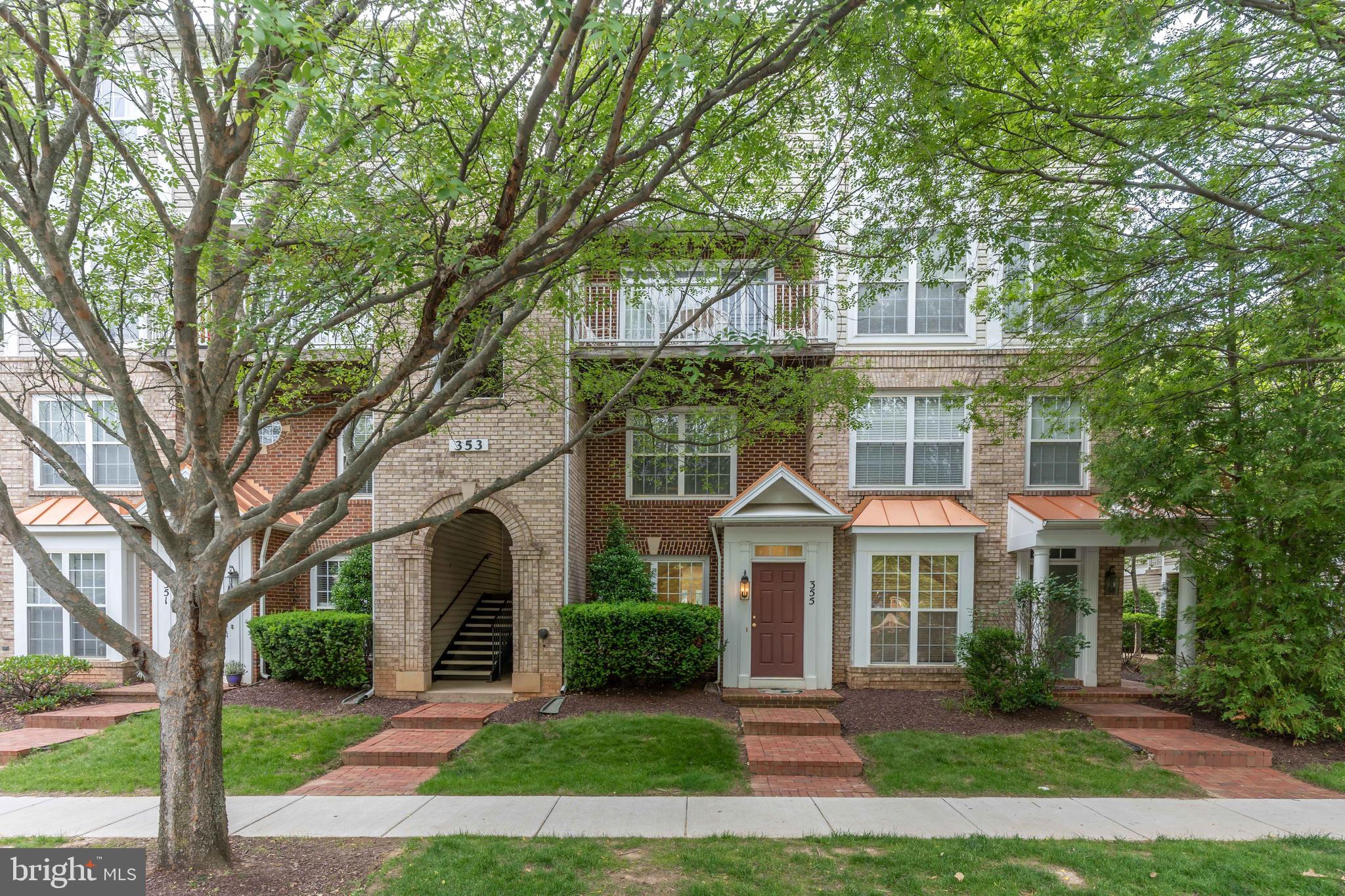 FALLSGROVE - Residential