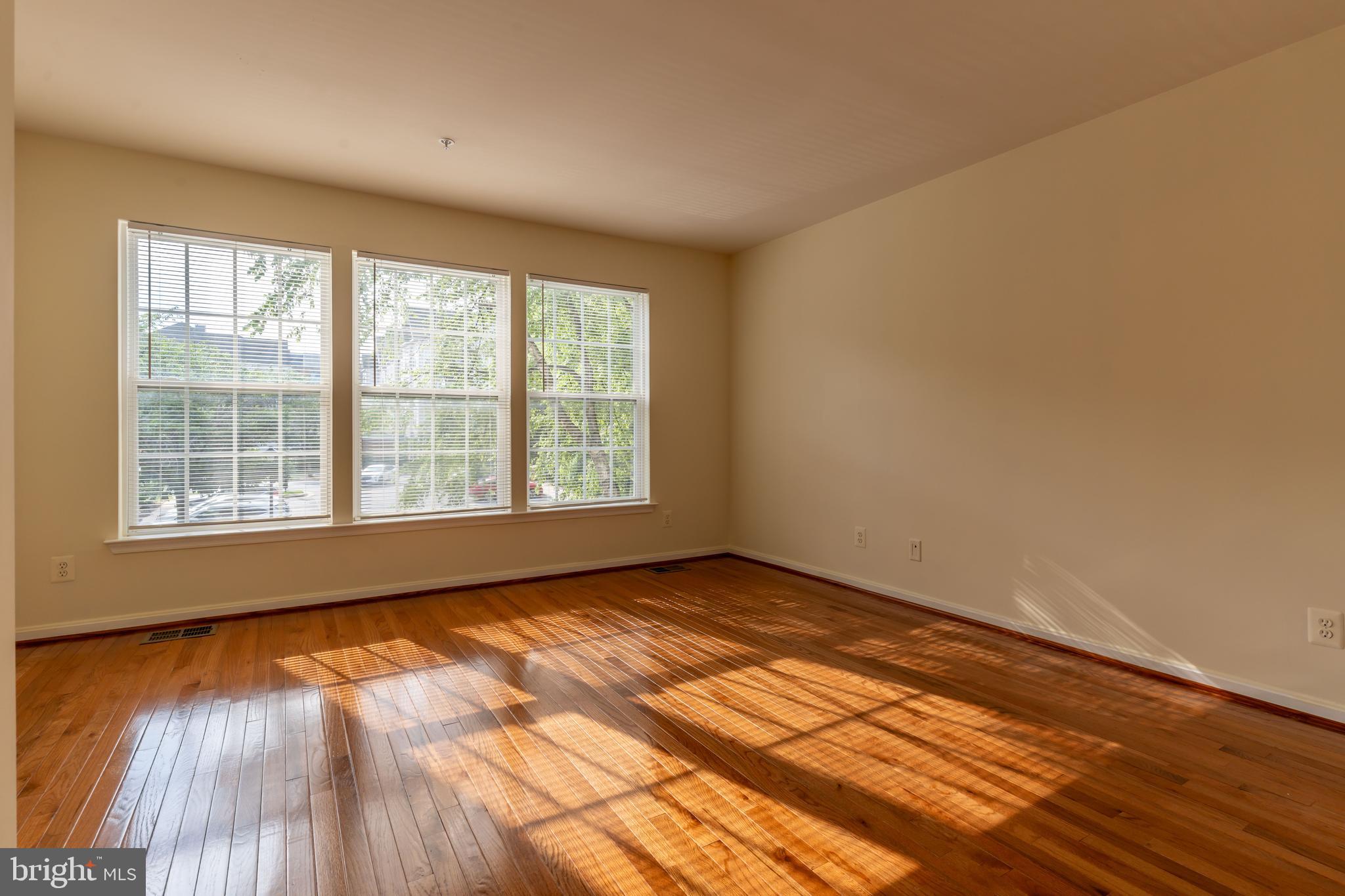 FALLSGROVE - Residential