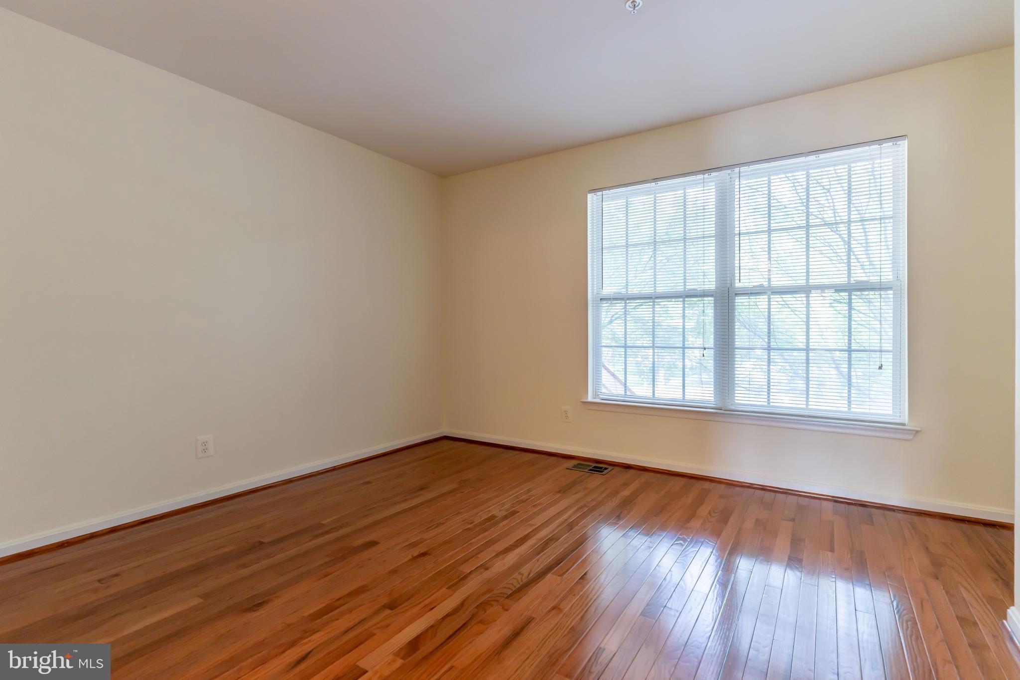 FALLSGROVE - Residential