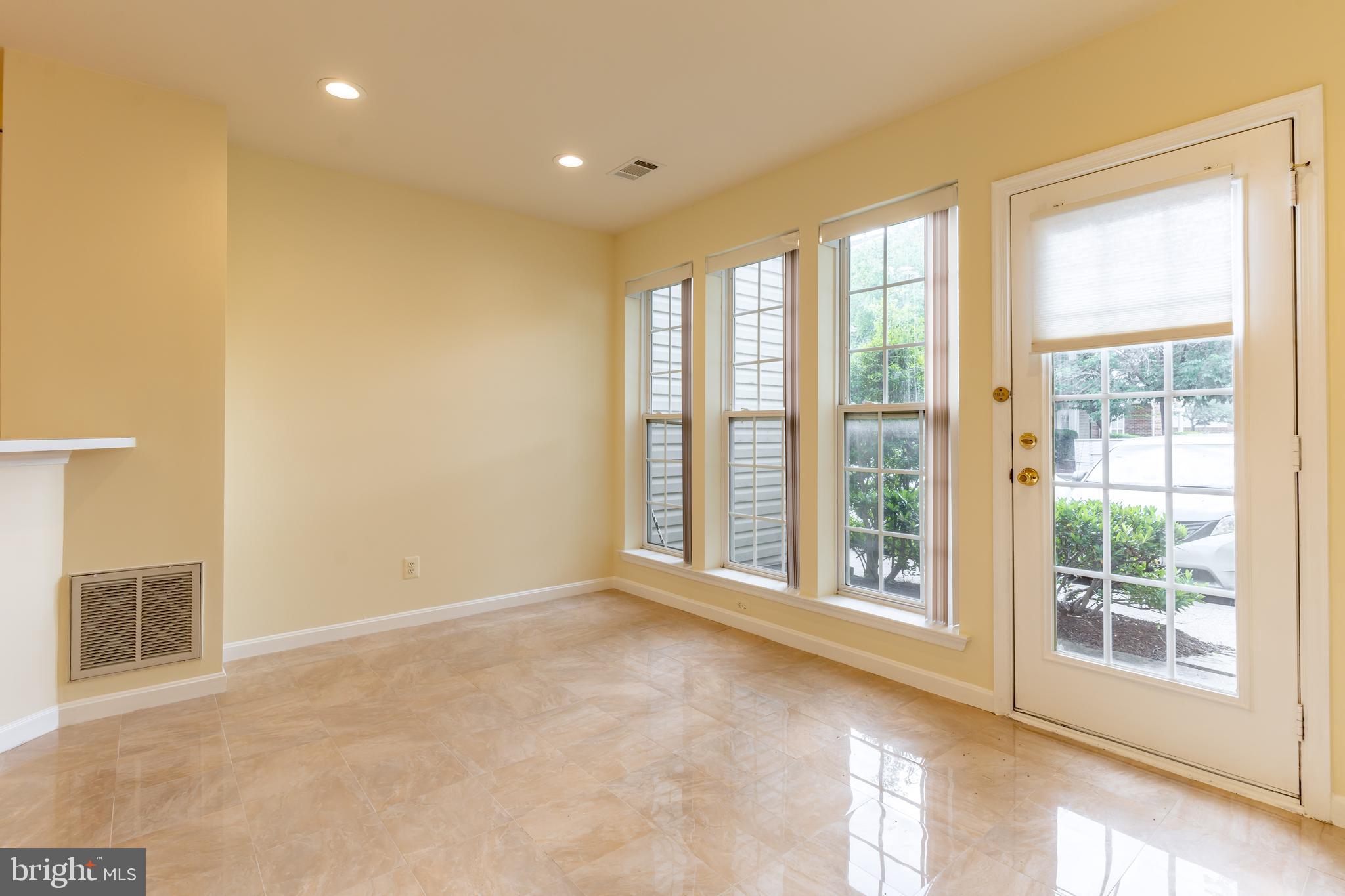 FALLSGROVE - Residential