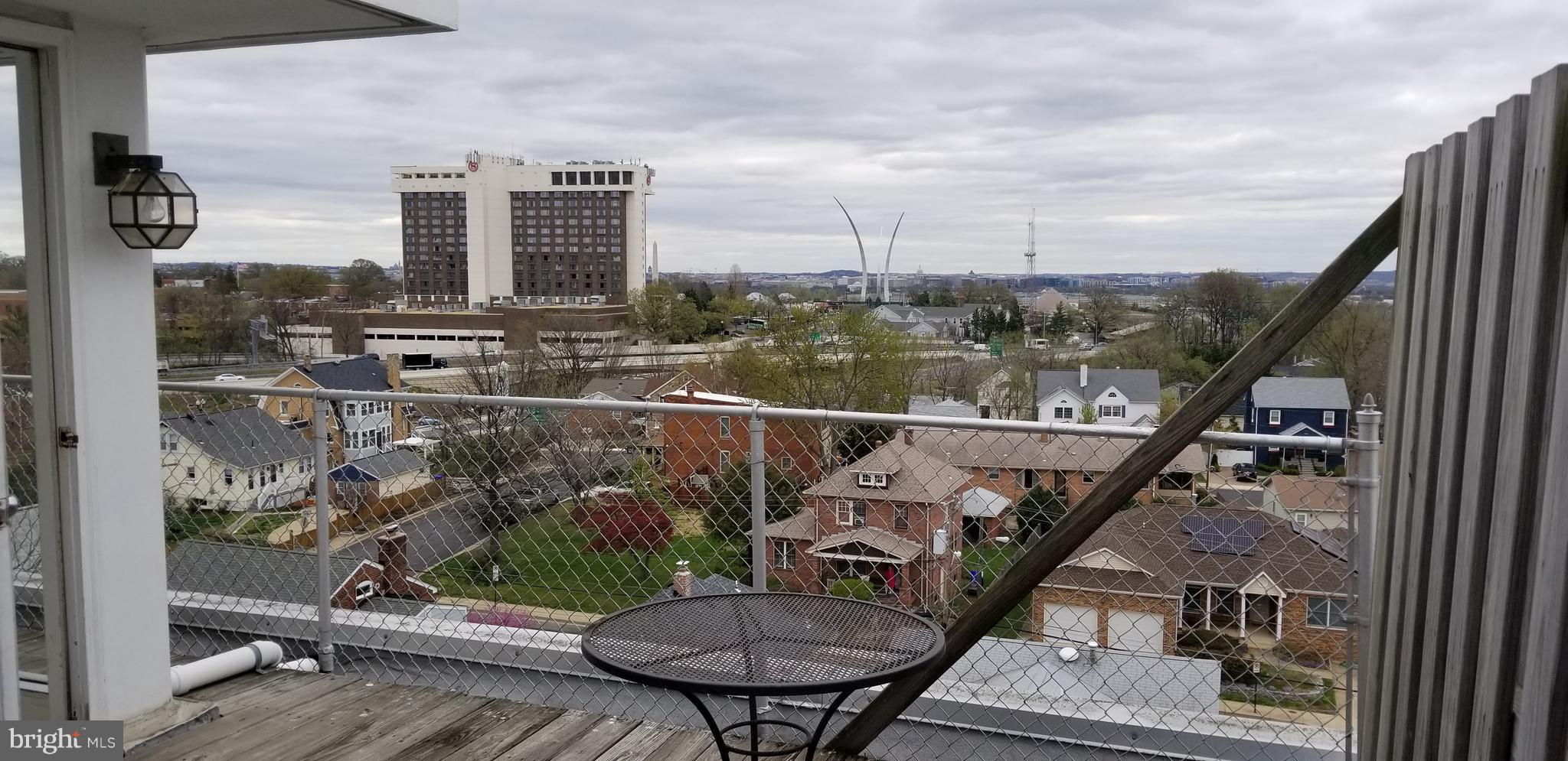 LANCASTER - Residential