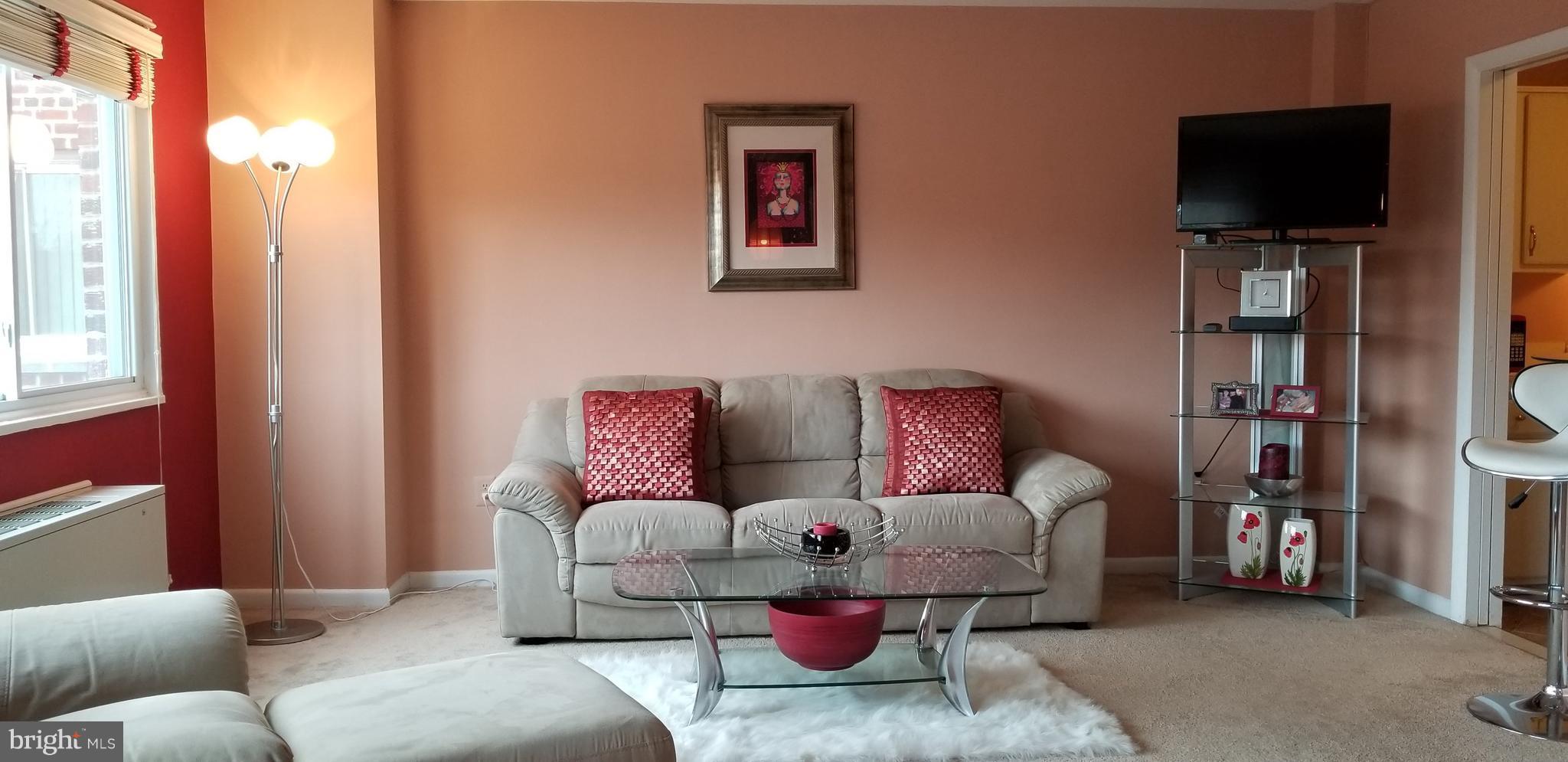 LANCASTER - Residential