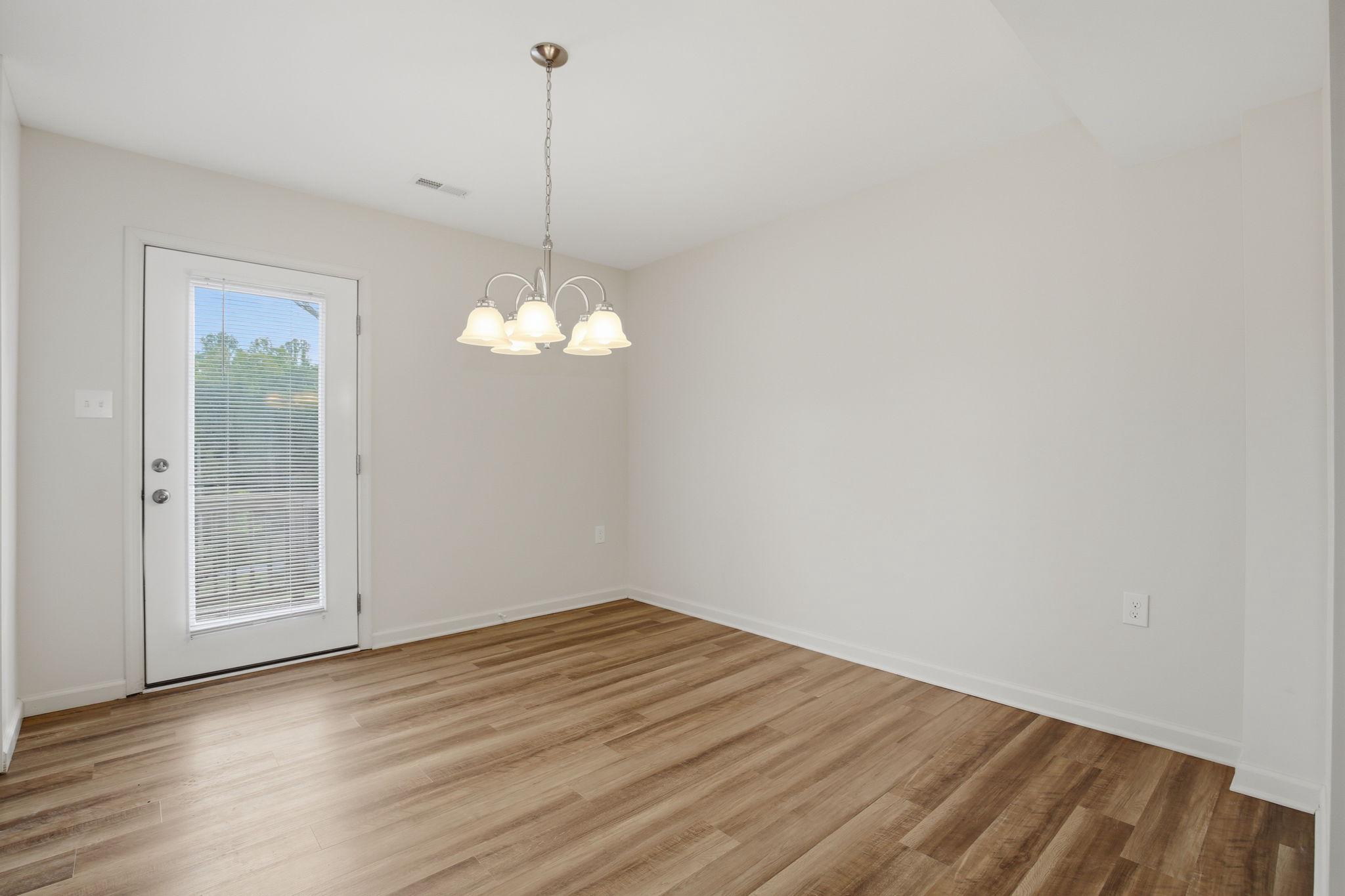 MOUNTAIN VIEW ESTATES - Residential