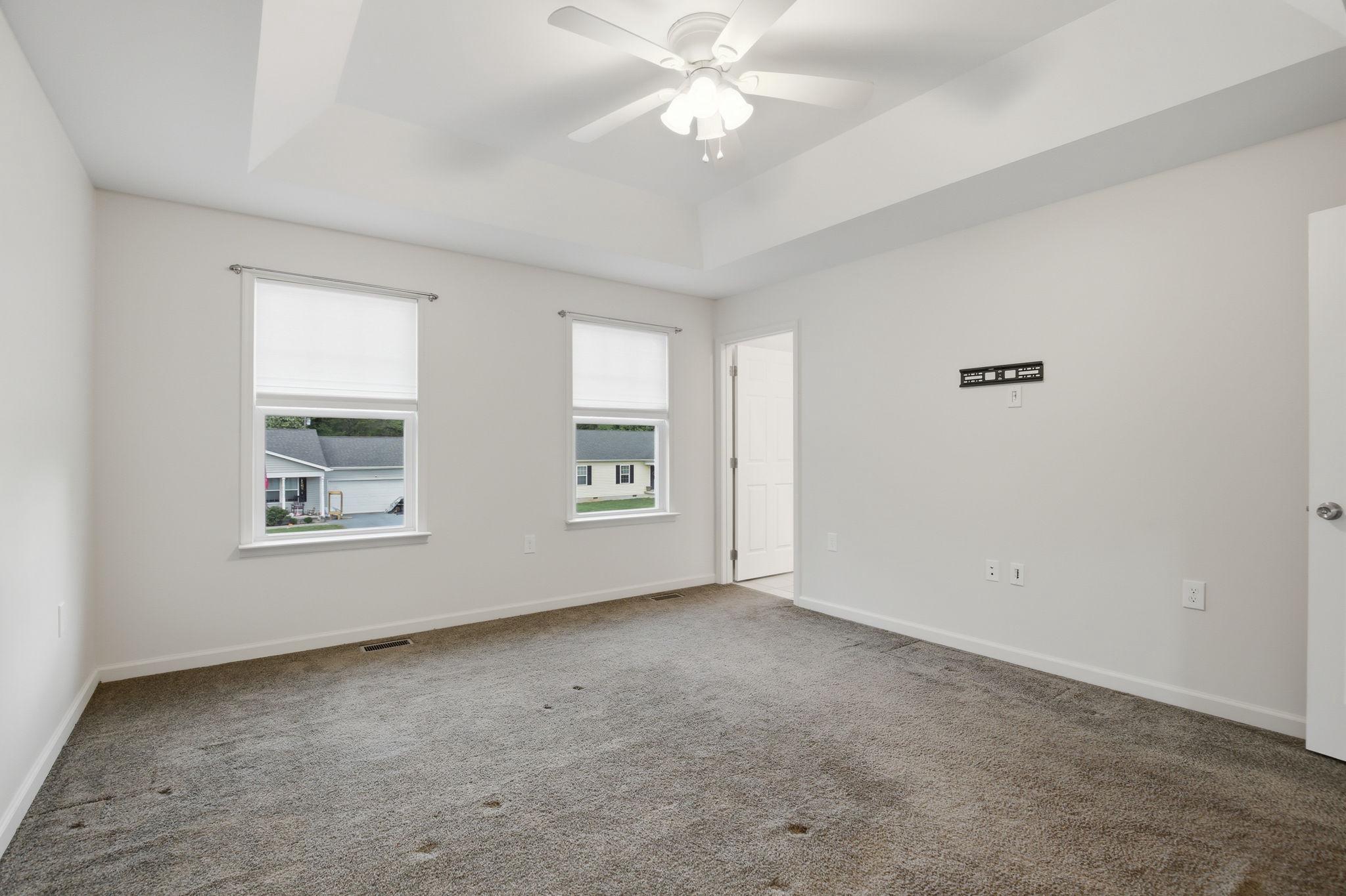 MOUNTAIN VIEW ESTATES - Residential