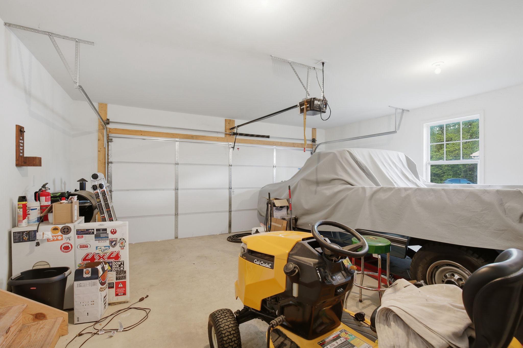 MOUNTAIN VIEW ESTATES - Residential