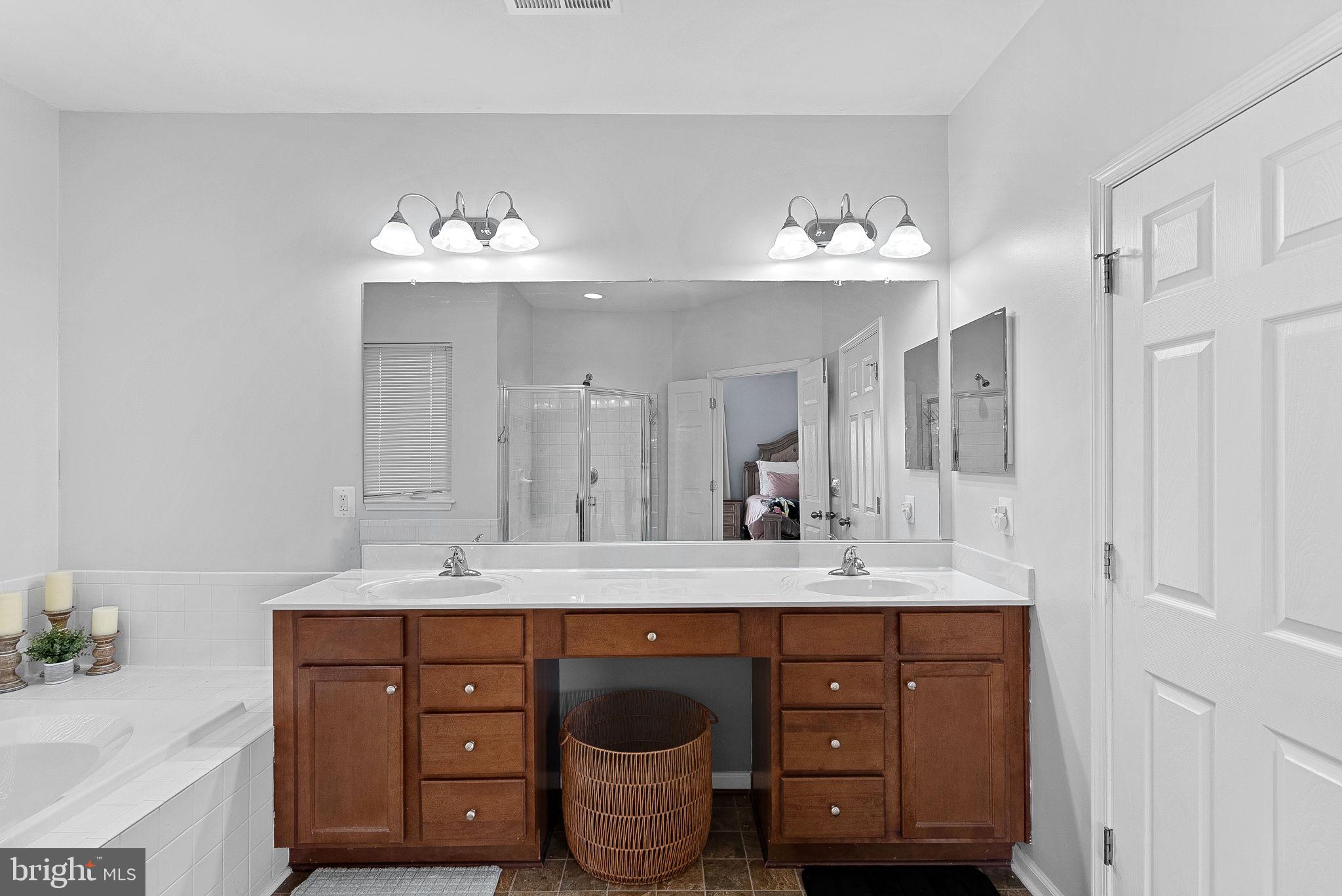 SNOWDEN BRIDGE - Residential