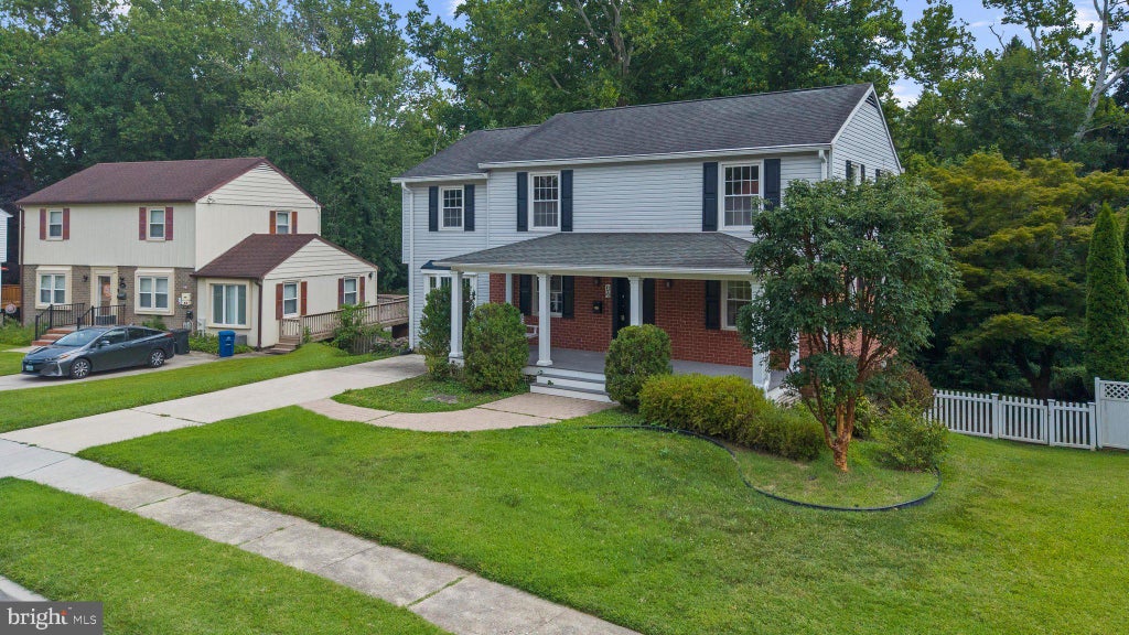 Photo of 1023 Breezewick Road, TOWSON, MD 21286 (MLS # MDBC2171258)