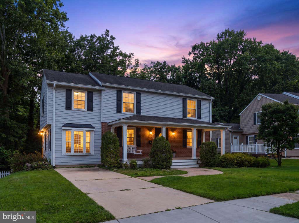 Photo of 1023 Breezewick Road, TOWSON, MD 21286 (MLS # MDBC2171258)