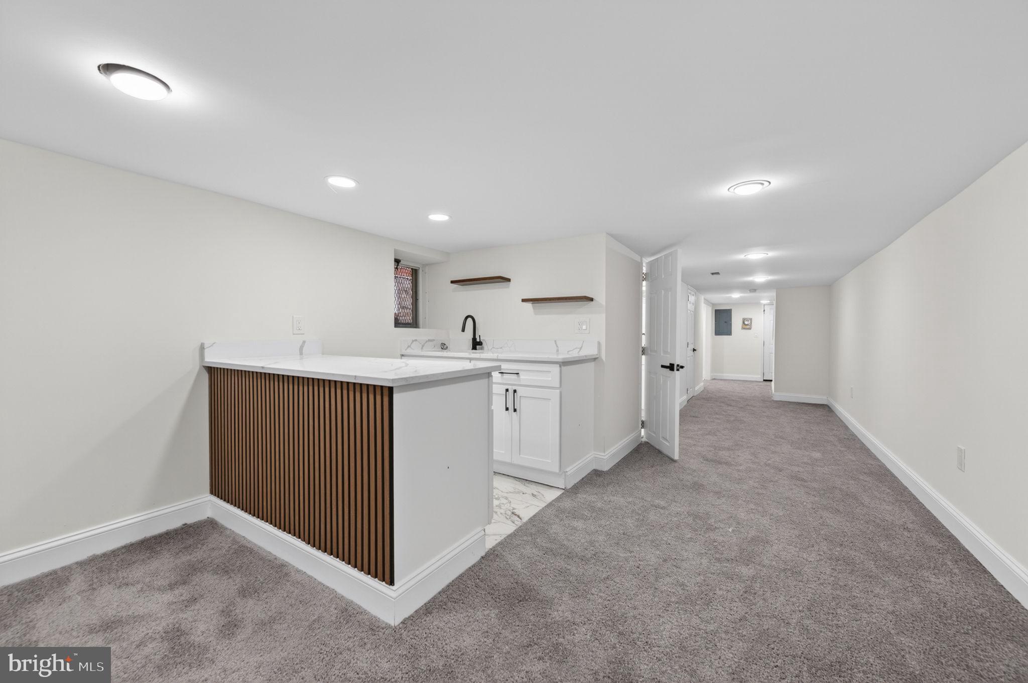 WEST FOREST PARK - Residential