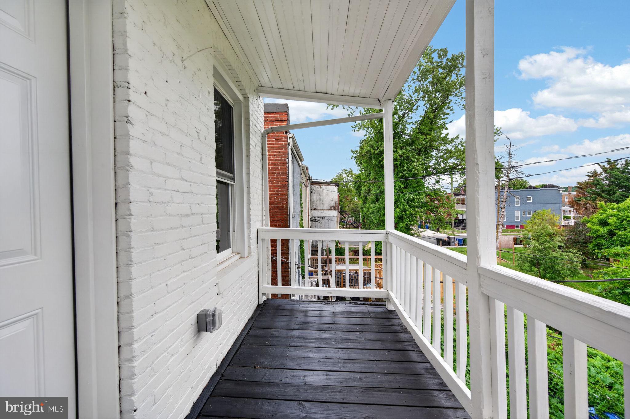 WEST FOREST PARK - Residential