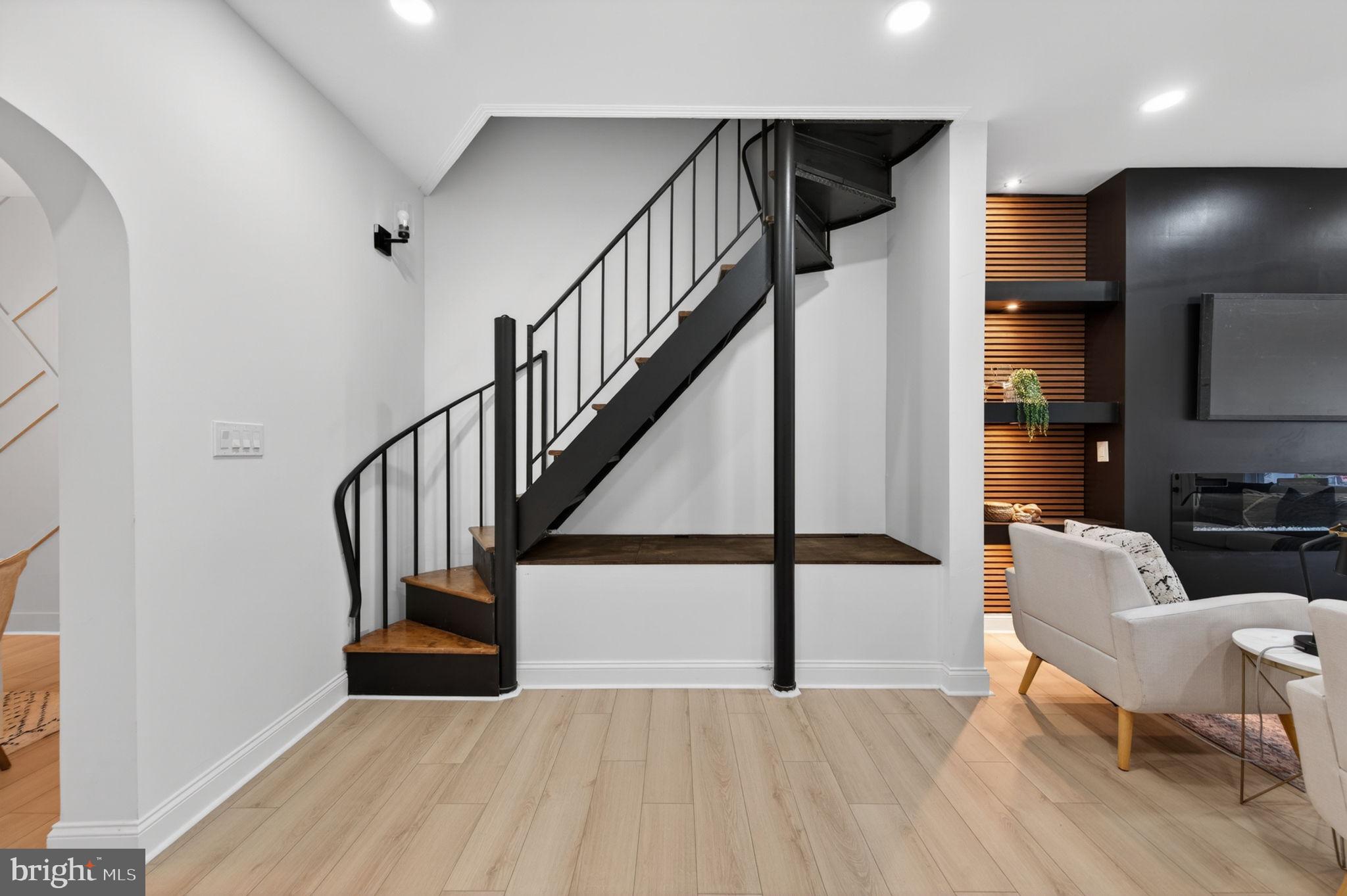 WEST FOREST PARK - Residential