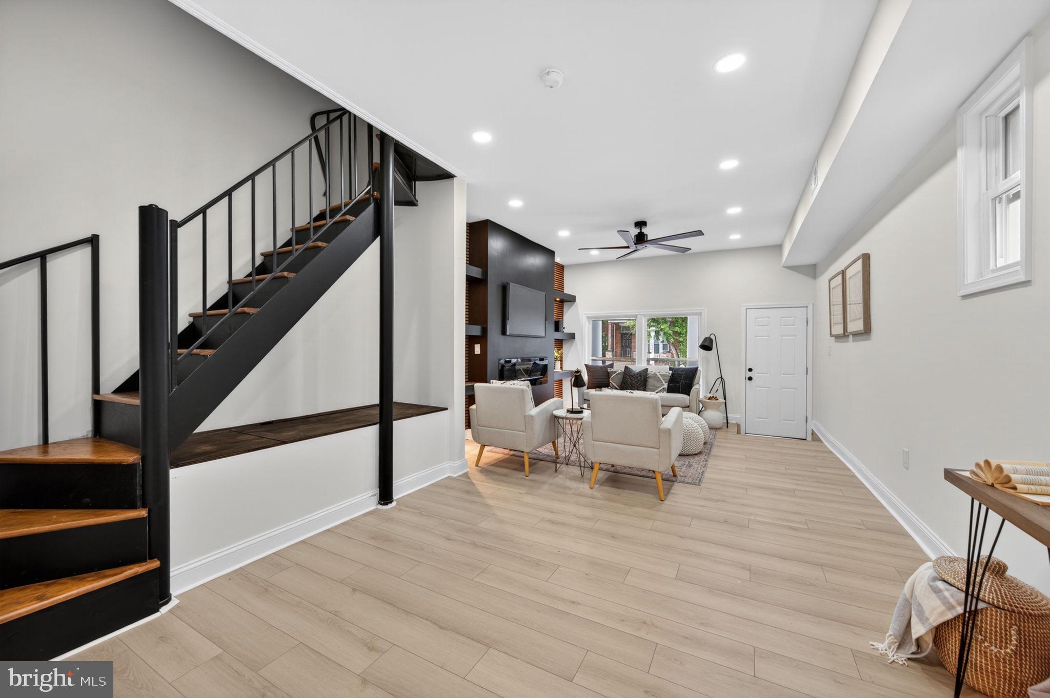 WEST FOREST PARK - Residential