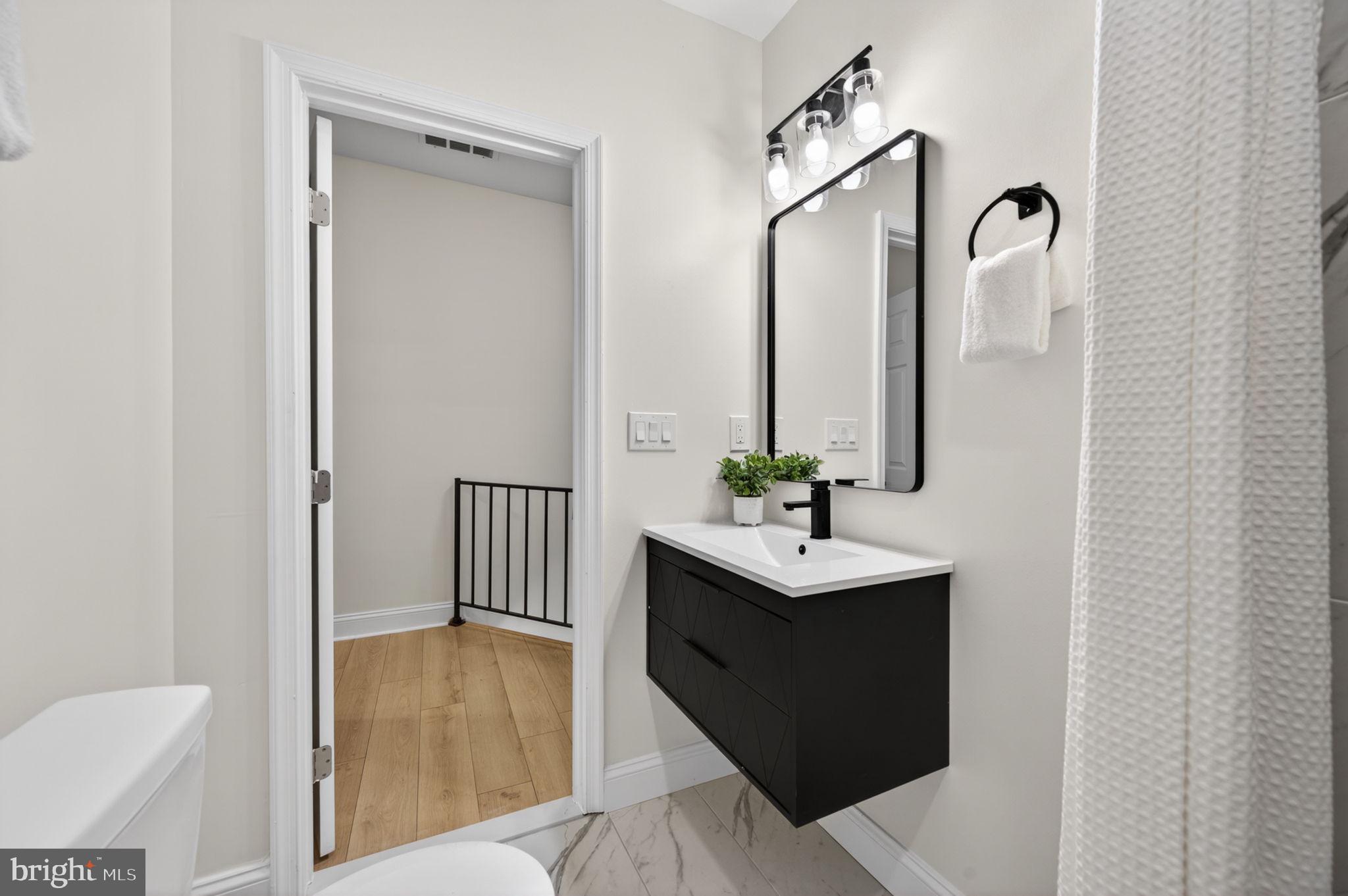 WEST FOREST PARK - Residential