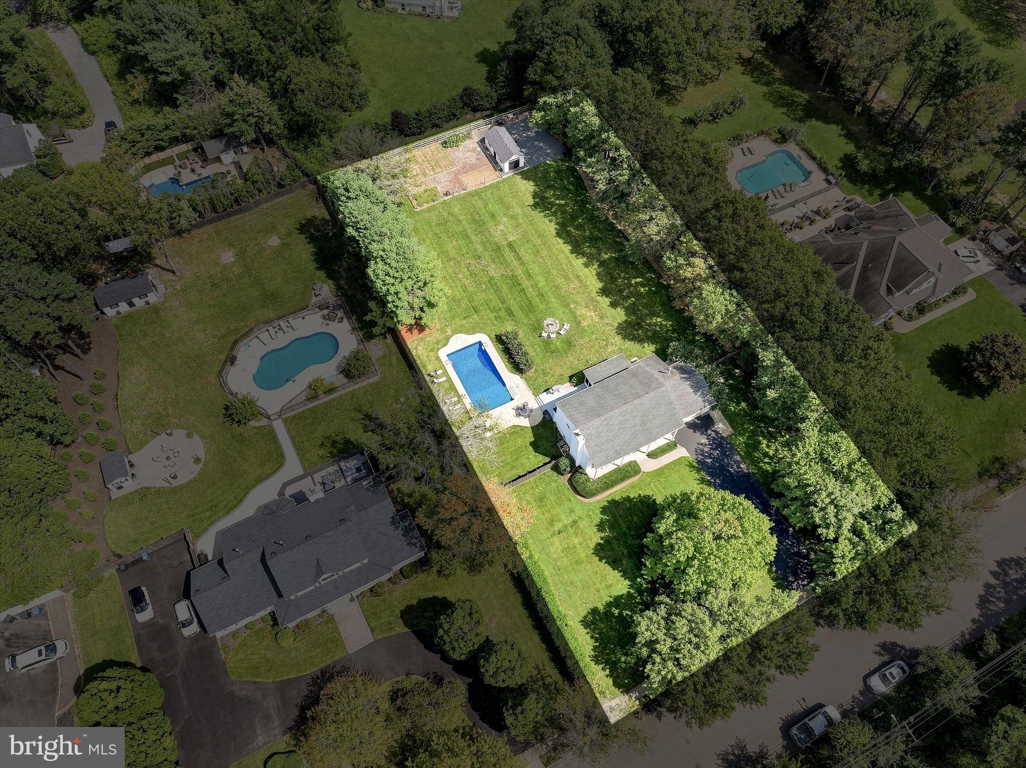264 BEACHVIEW AVENUE