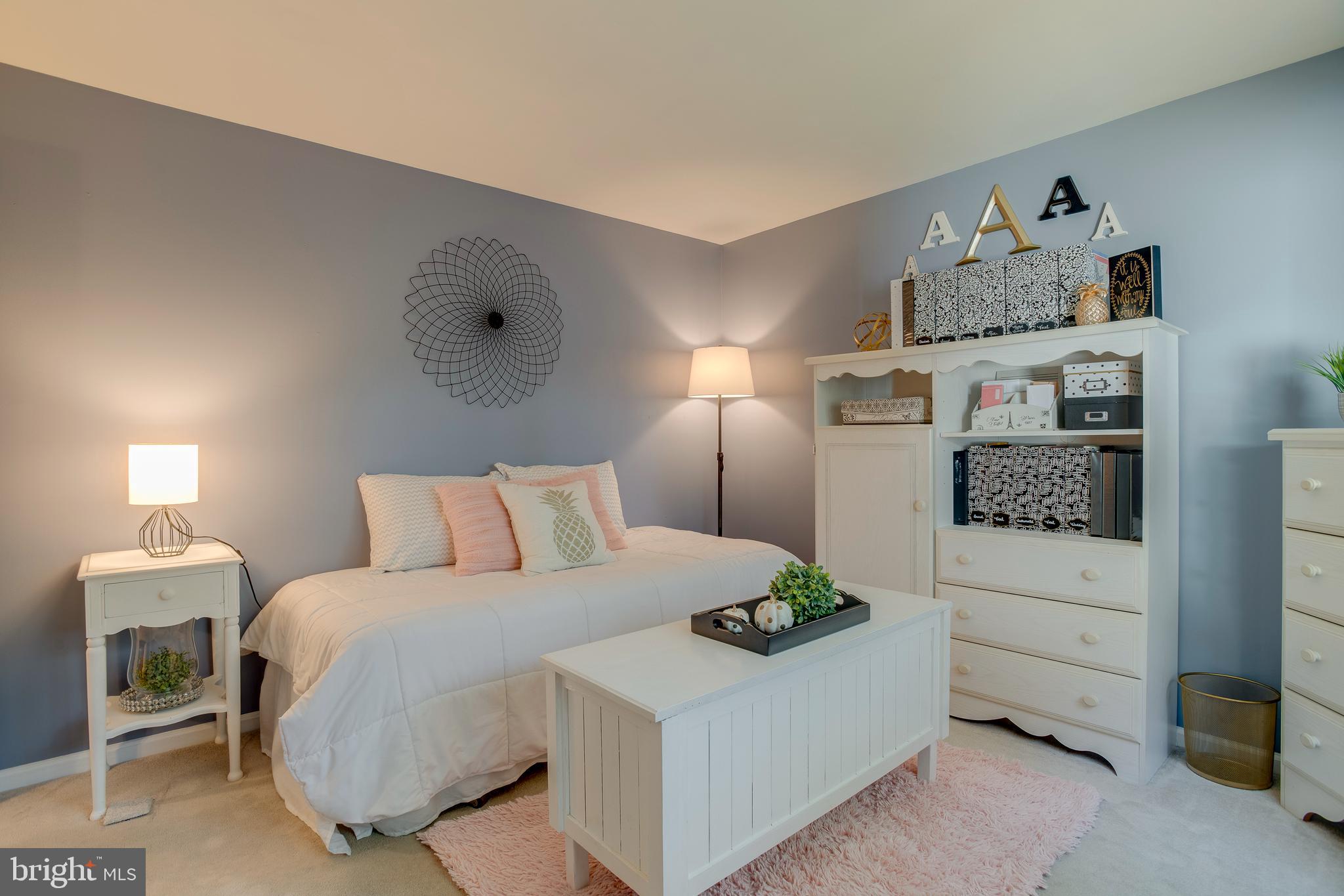 DALE CITY - Residential