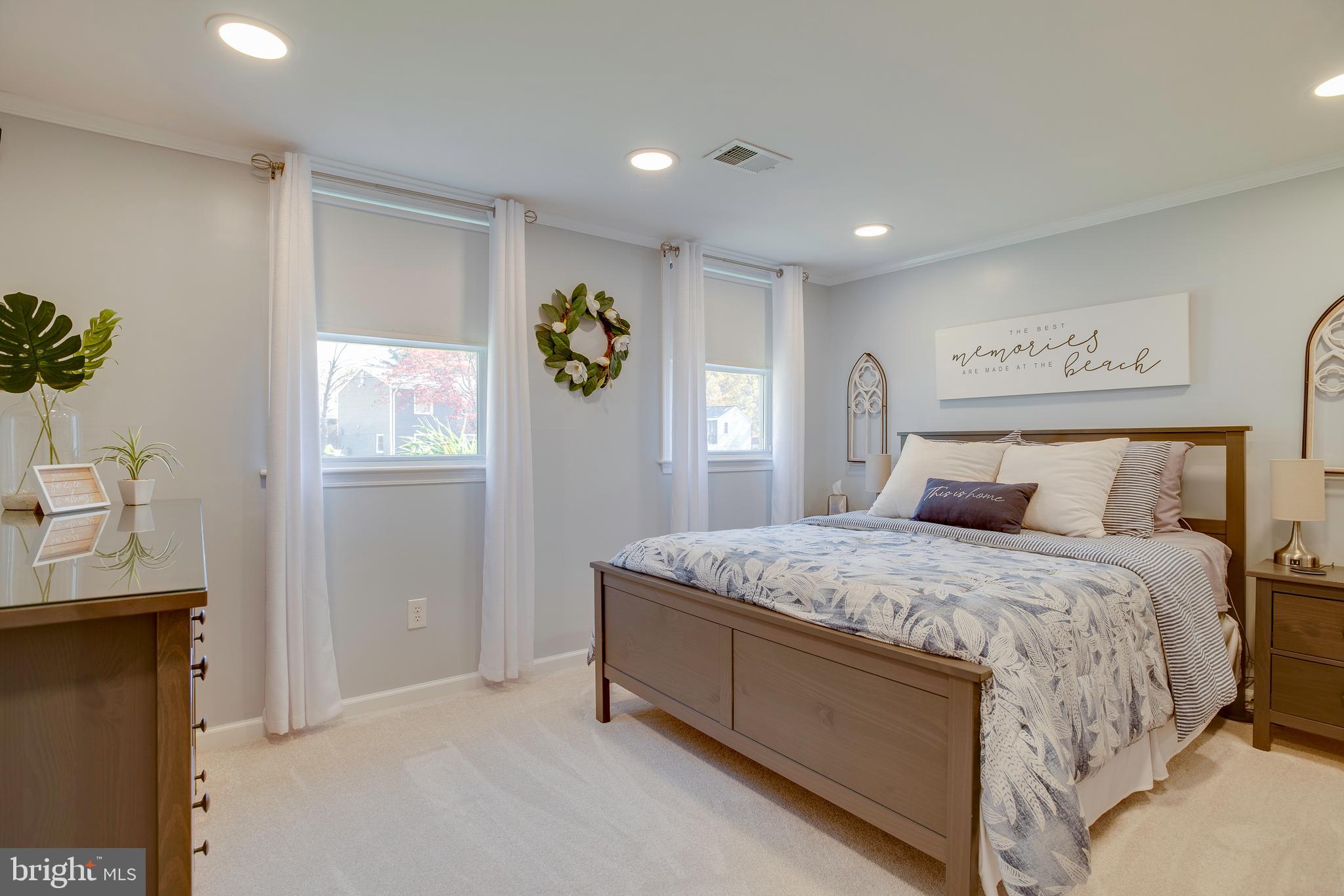 DALE CITY - Residential