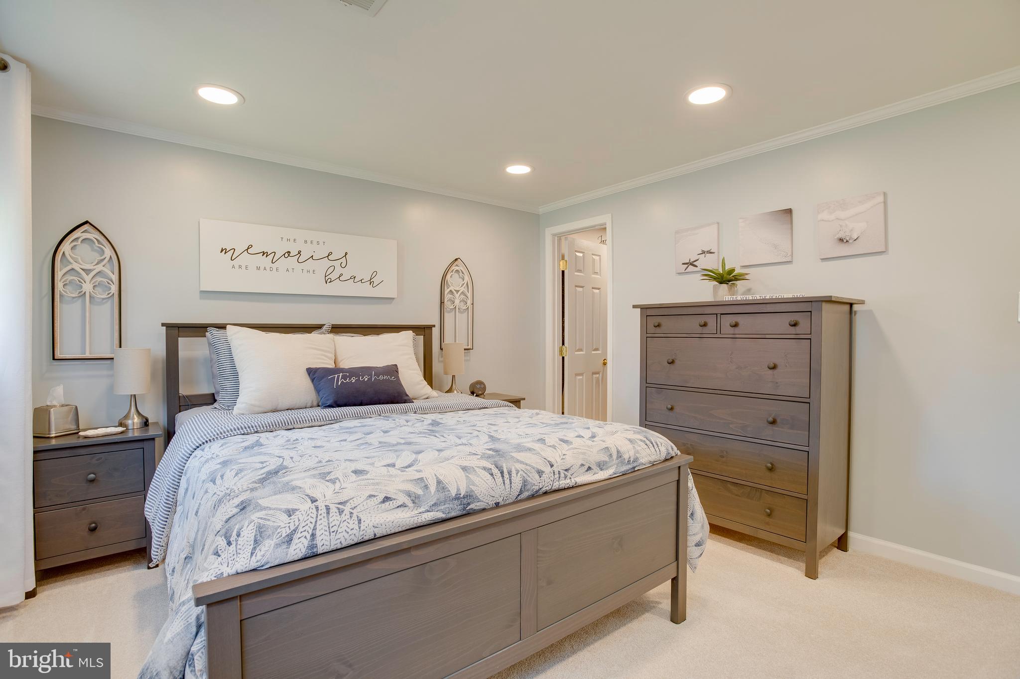 DALE CITY - Residential