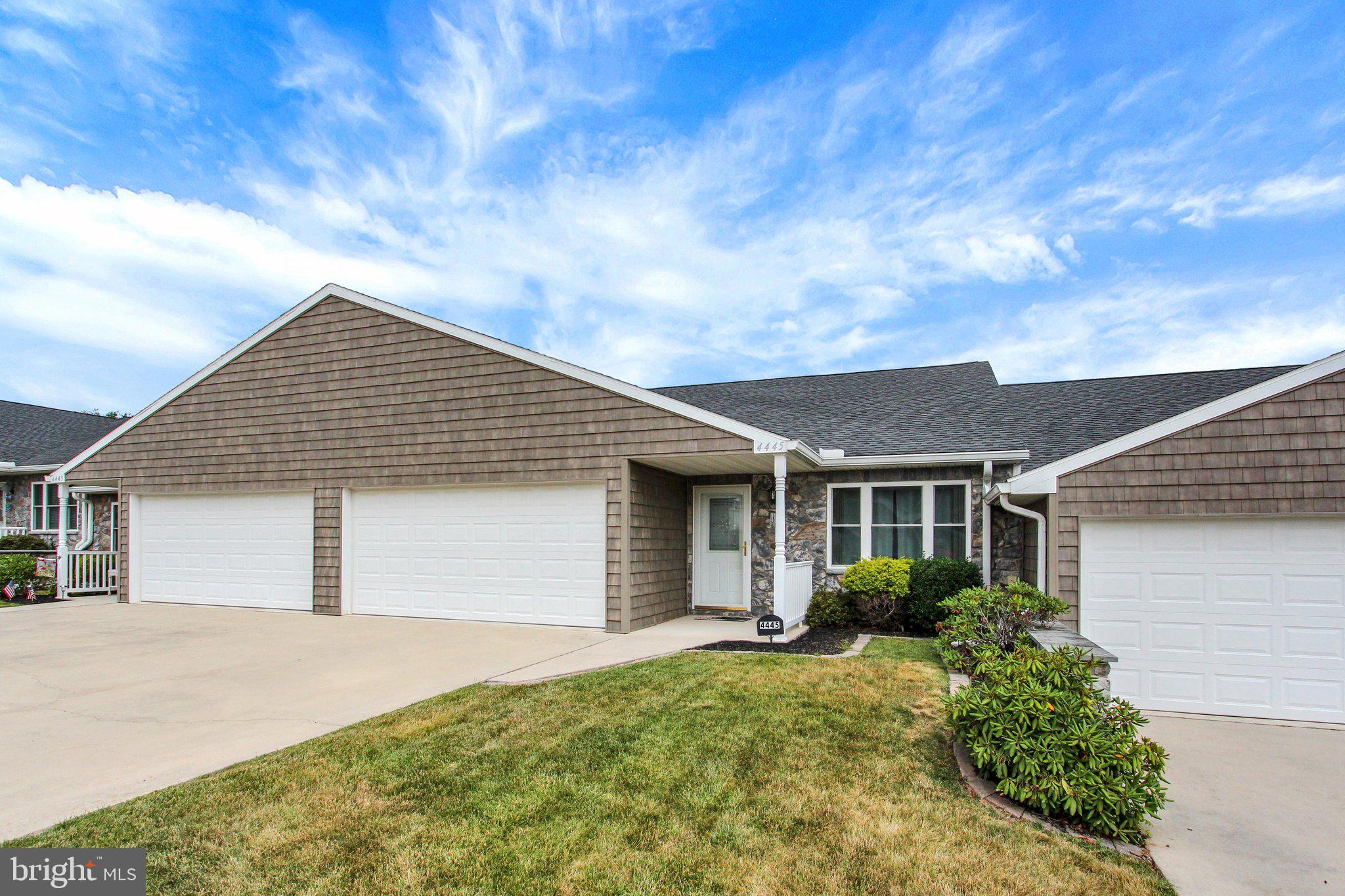 4445 CLAIR MAR DRIVE 127