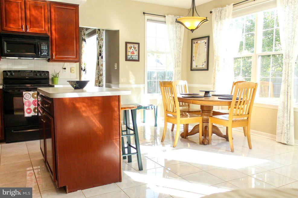 CEDAR COVE - Residential