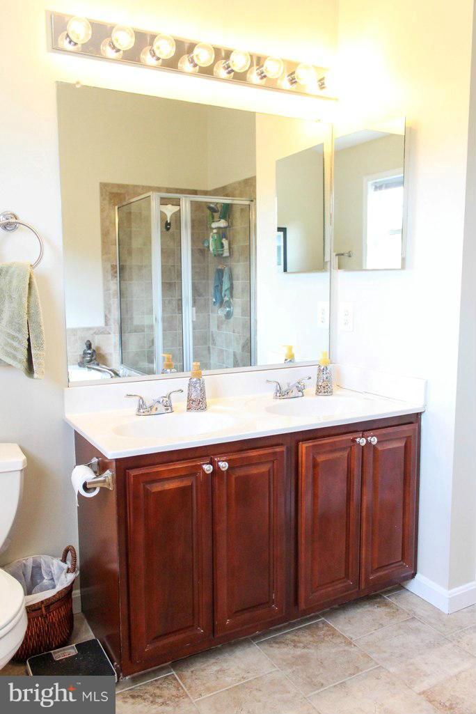 CEDAR COVE - Residential