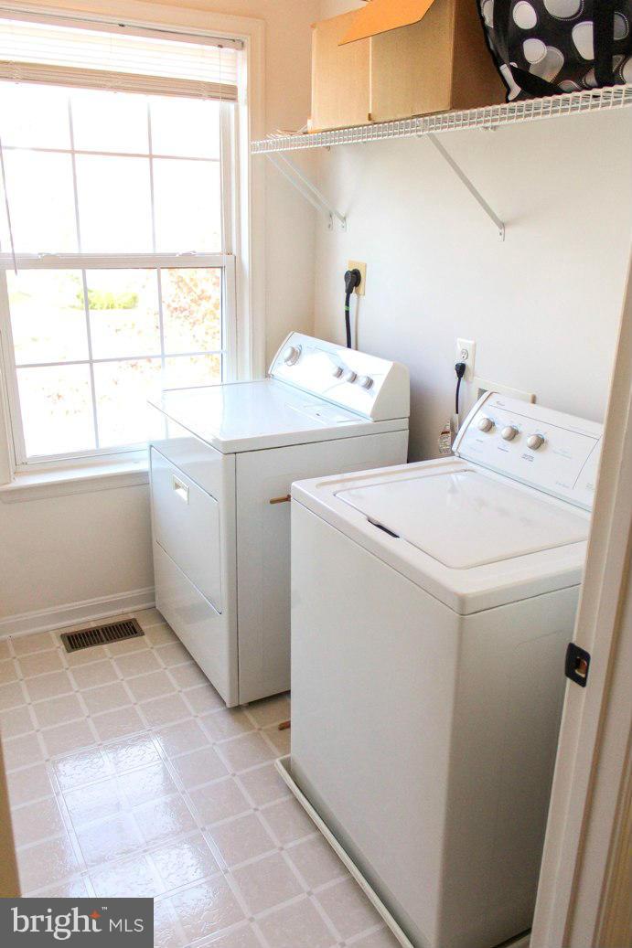 CEDAR COVE - Residential