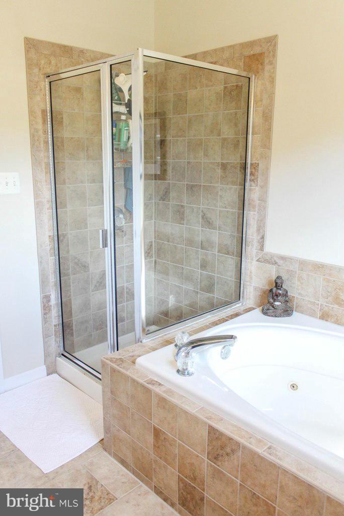 CEDAR COVE - Residential