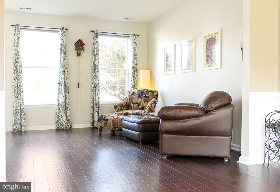 CEDAR COVE - Residential