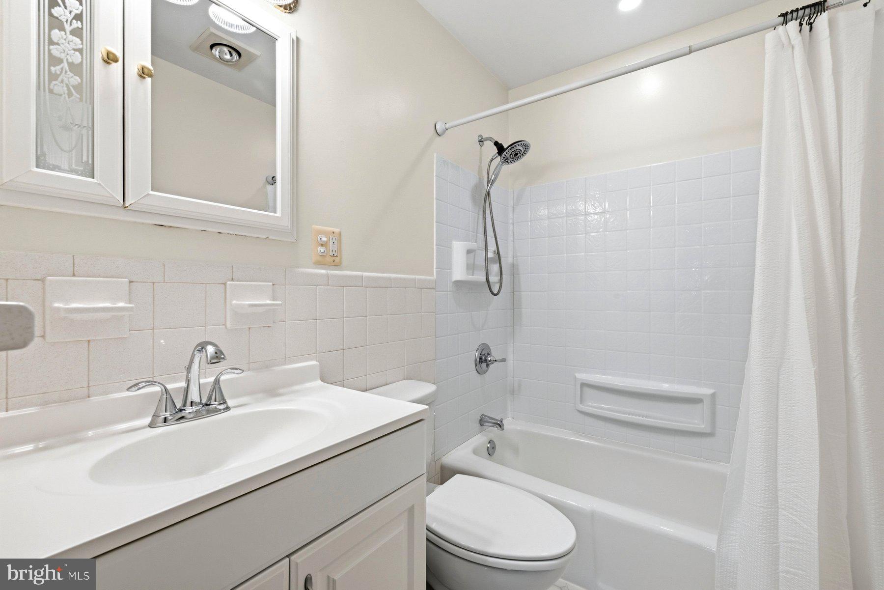 WESTOWNE - Residential