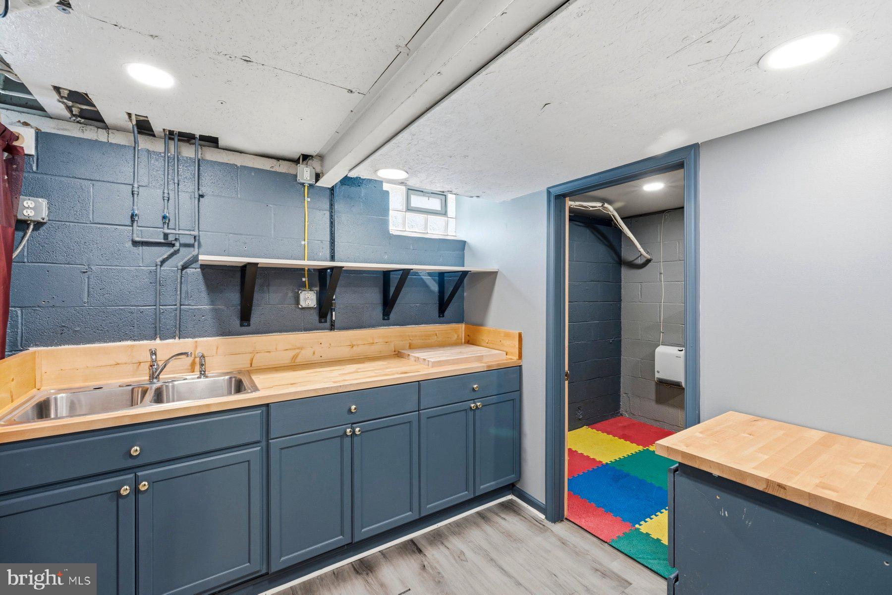 WESTOWNE - Residential