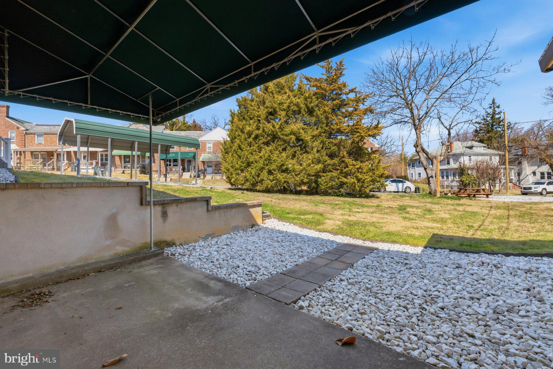 WESTOWNE - Residential