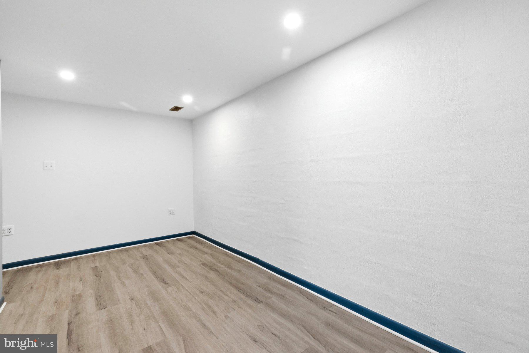 WESTOWNE - Residential